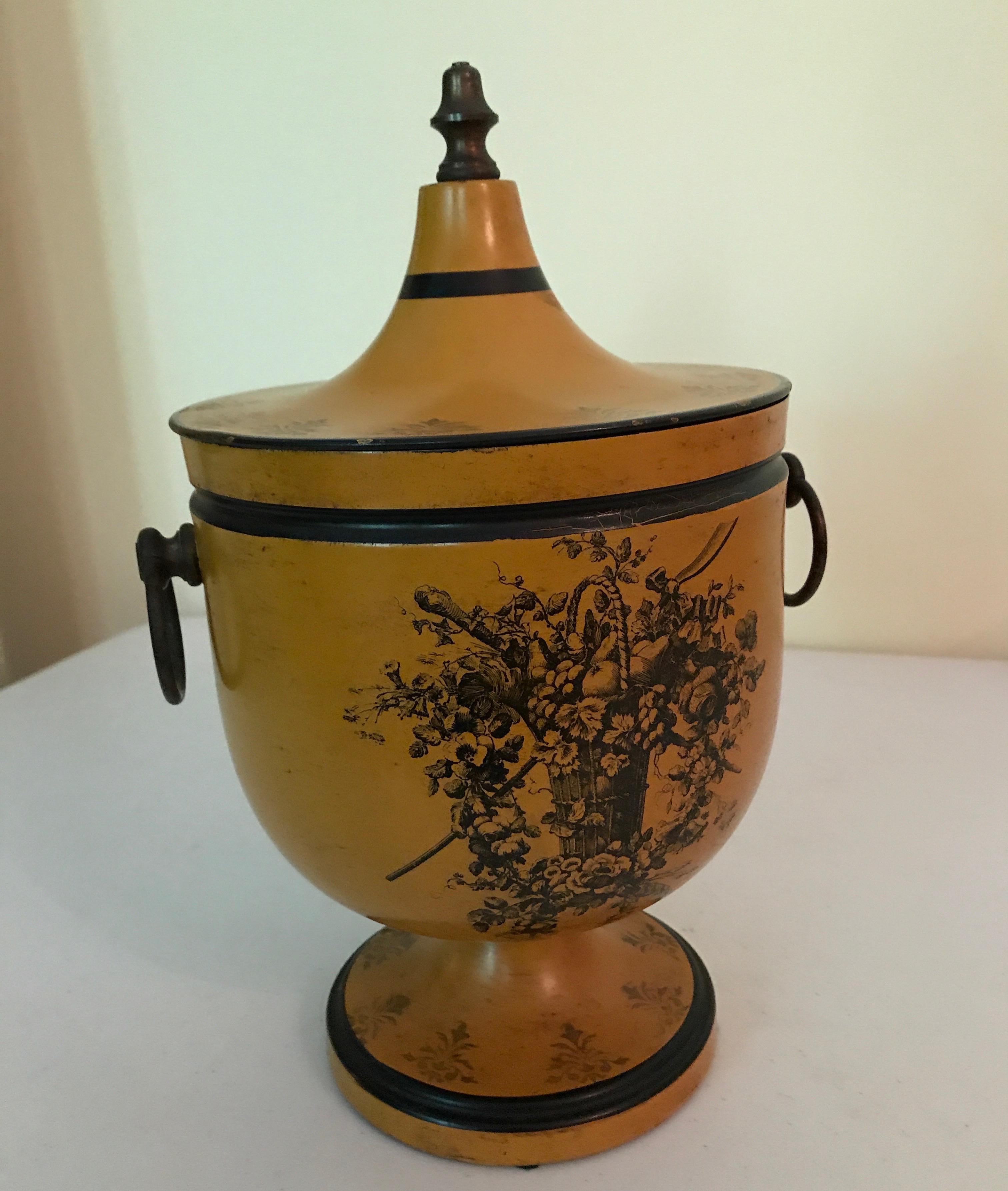 Französische Vintage-Urne mit Deckel aus Zinn (Feinblech) im Angebot