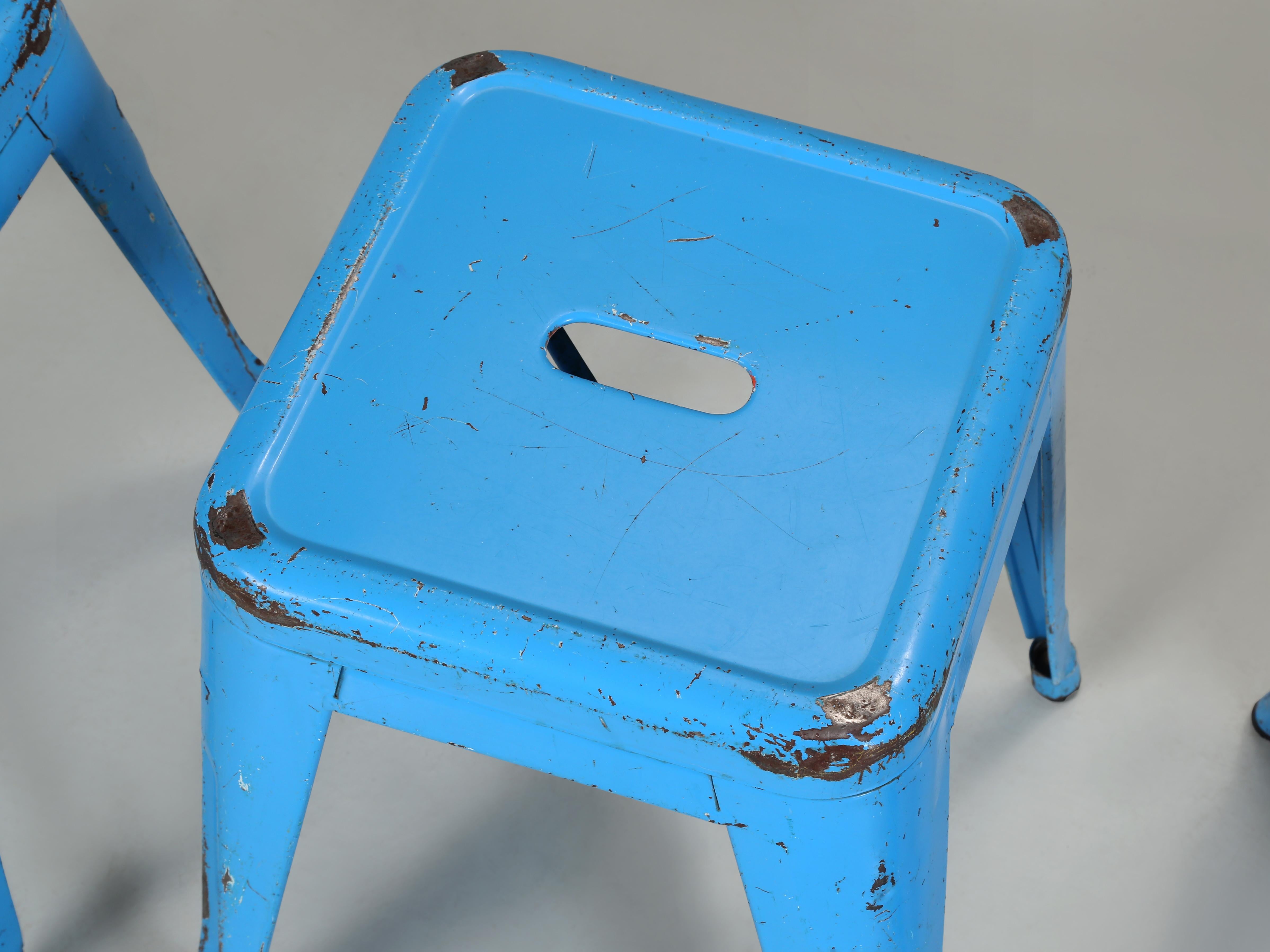 Industrial Vintage French Tolix Set of (4) Dining Table Height Stools in Distressed  Paint For Sale