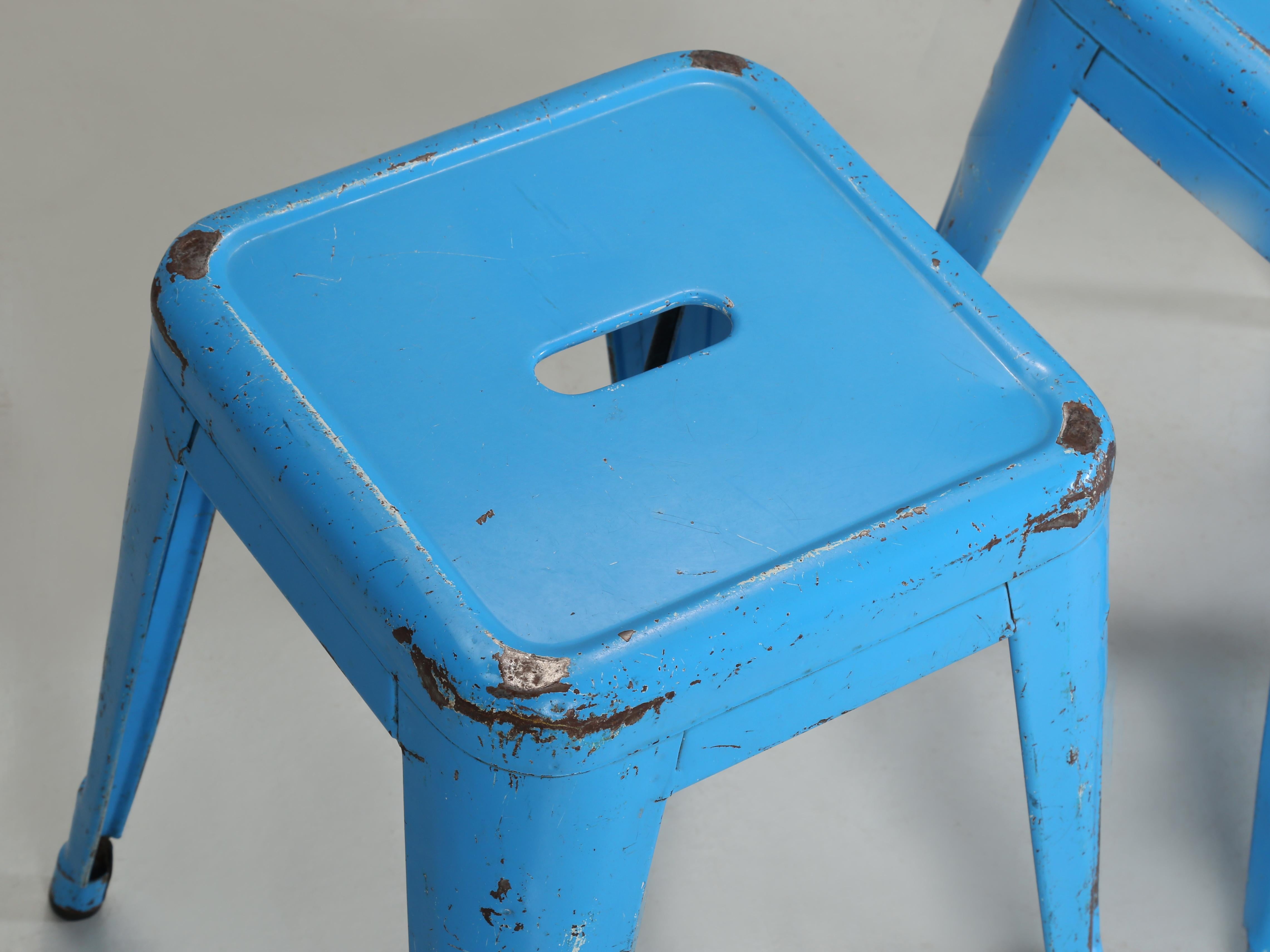 Hand-Crafted Vintage French Tolix Set of (4) Dining Table Height Stools in Distressed  Paint For Sale