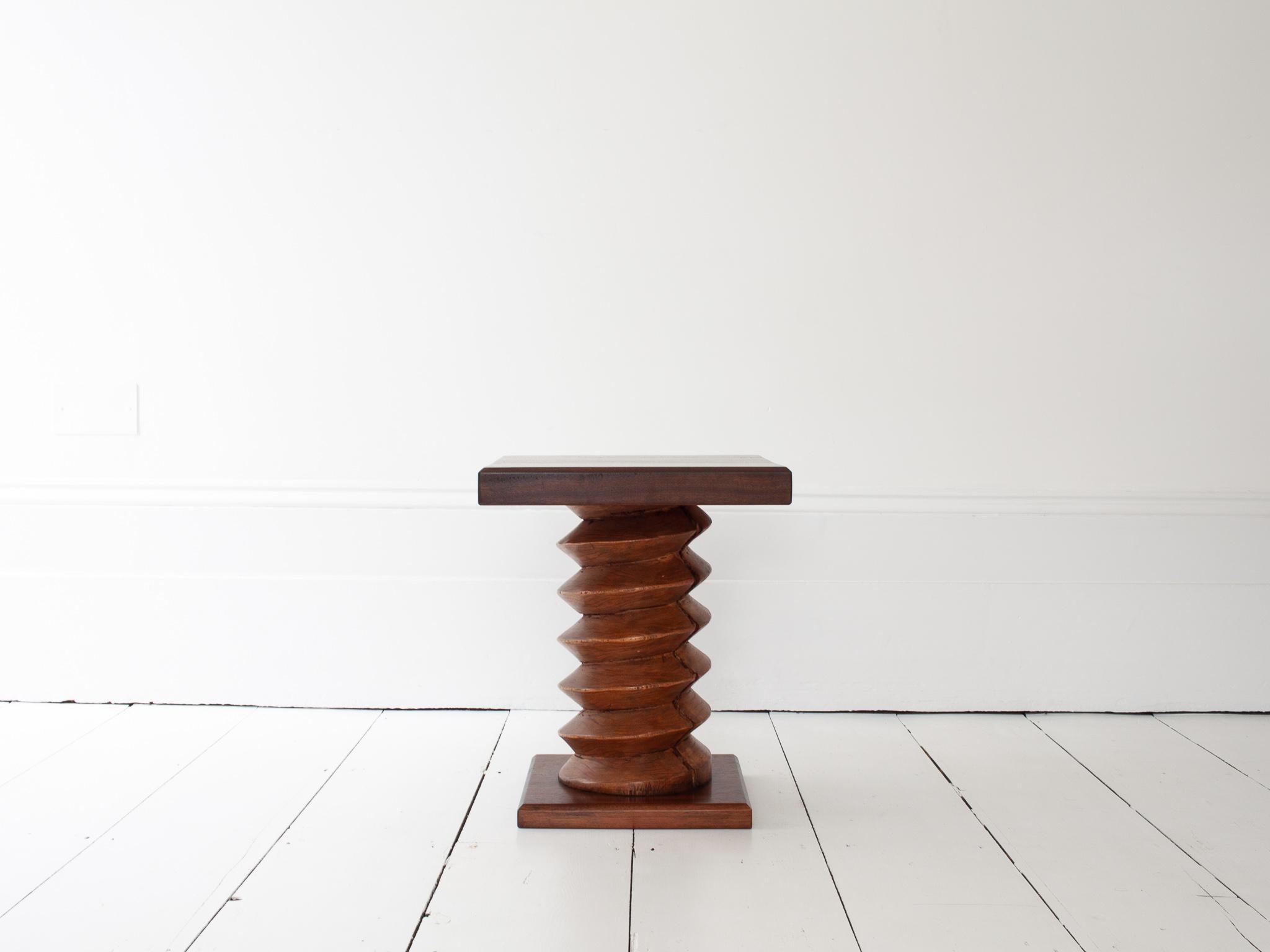 Vintage French Turned Column Side Table, Reminiscent of Charles Dudouyt en vente 5