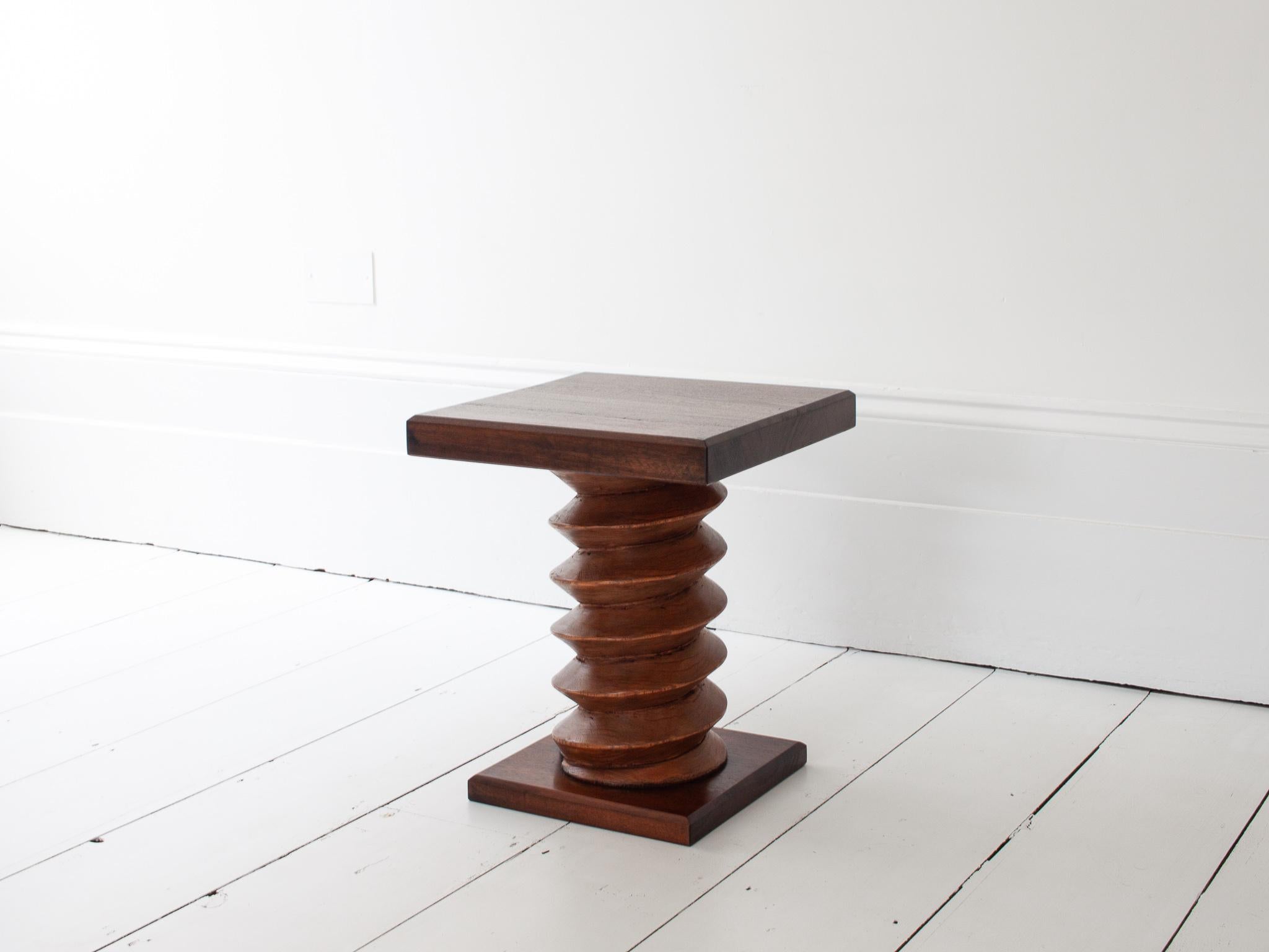 Rustique Vintage French Turned Column Side Table, Reminiscent of Charles Dudouyt en vente