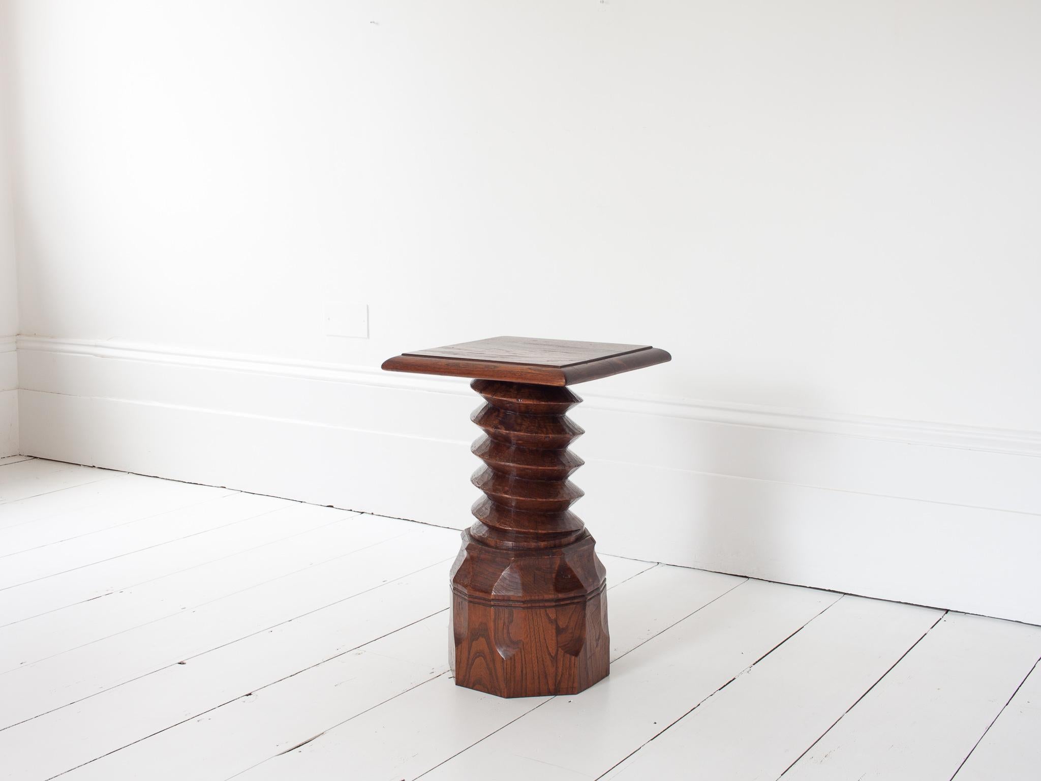 Mesa auxiliar de columna torneada francesa vintage, reminiscencia de Charles Dudouyt siglo XIX en venta