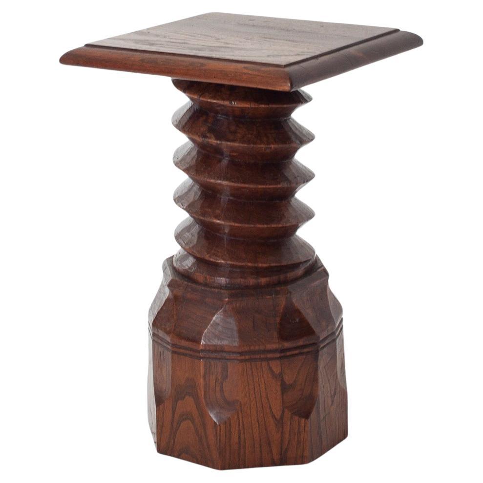 Mesa auxiliar de columna torneada francesa vintage, reminiscencia de Charles Dudouyt