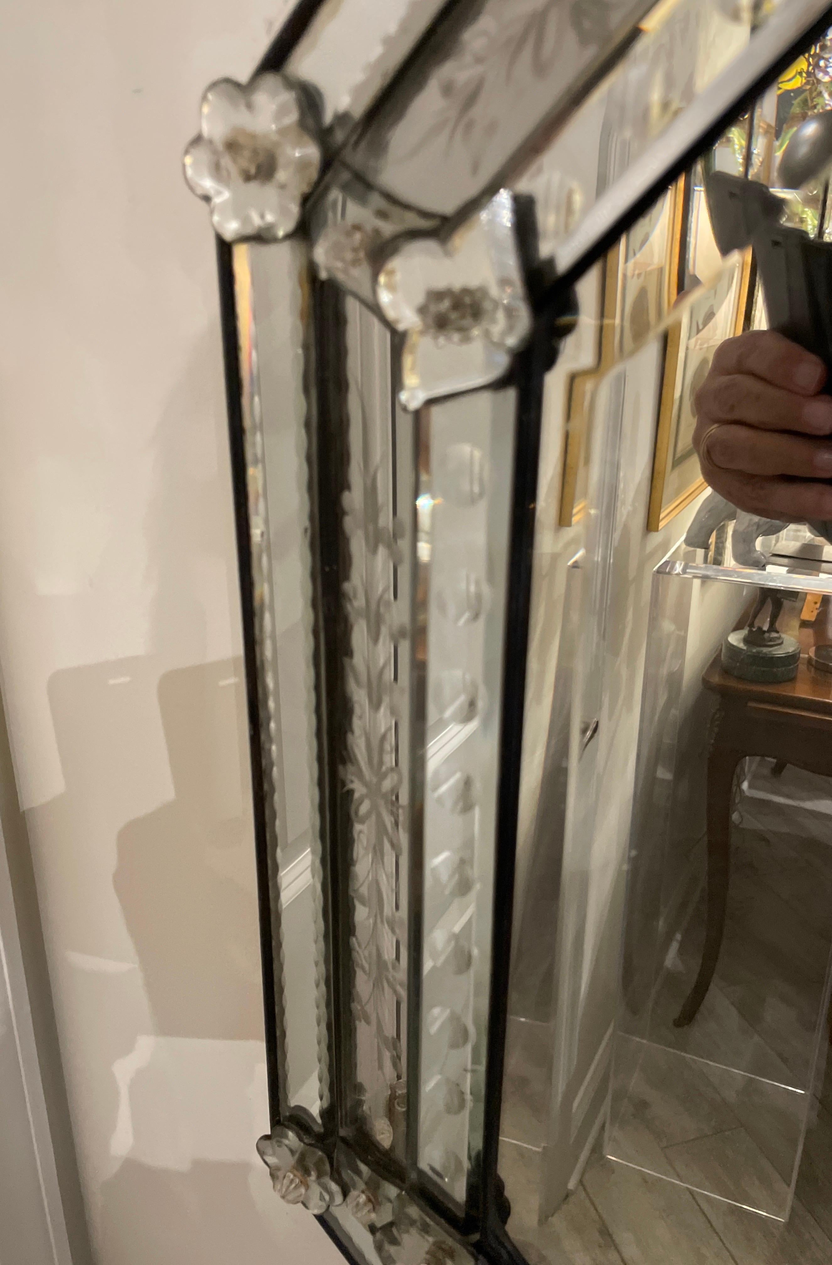 Espejo francés vintage de estilo veneciano en venta 2