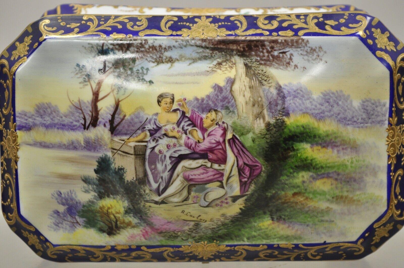 Victorien Boîte à charnière vintage en porcelaine de style victorien français peinte à la main et signée R. Coulory en vente