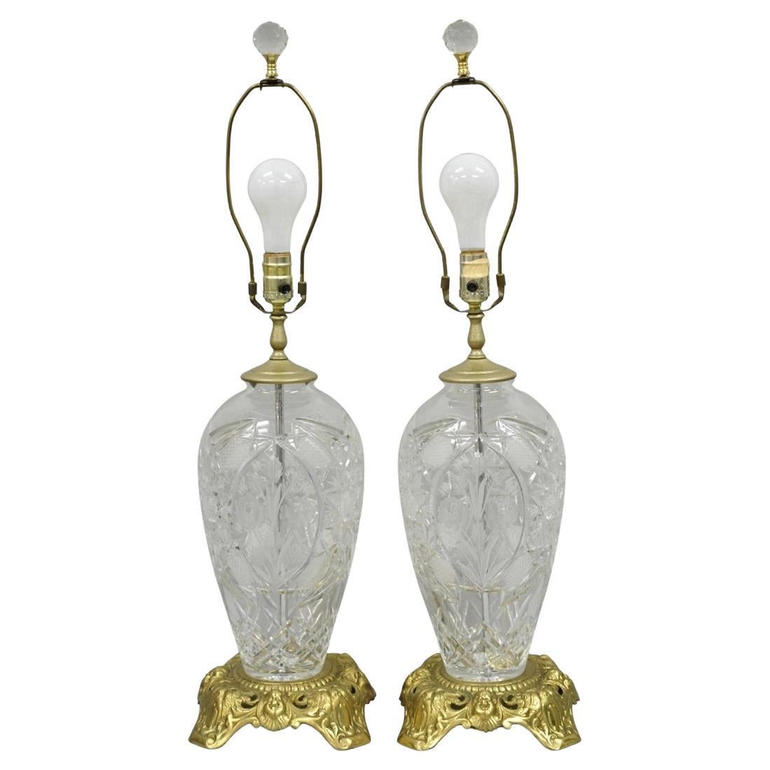 Paire de lampes de table Jardiniere en cristal taillé de style victorien français vintage