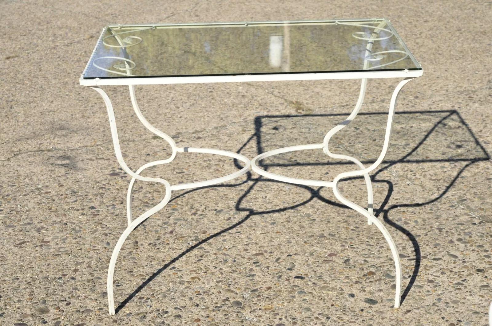 Unknown Vintage French Victorian Wrought Iron Flower Garden Patio Dining Set - 5pc Set For Sale