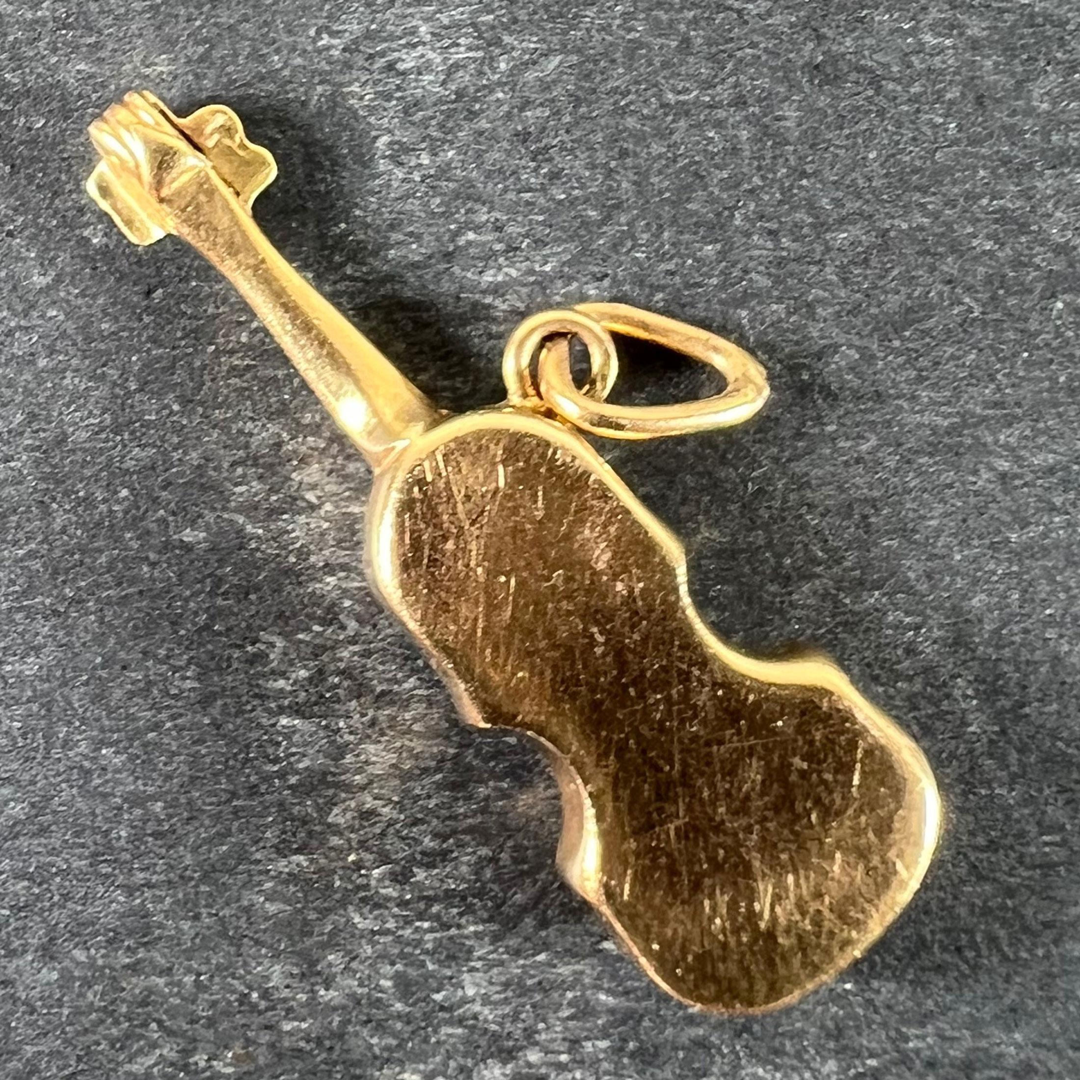 Vintage French Violin 18K Yellow Gold Enamel Charm Pendant In Good Condition For Sale In London, GB