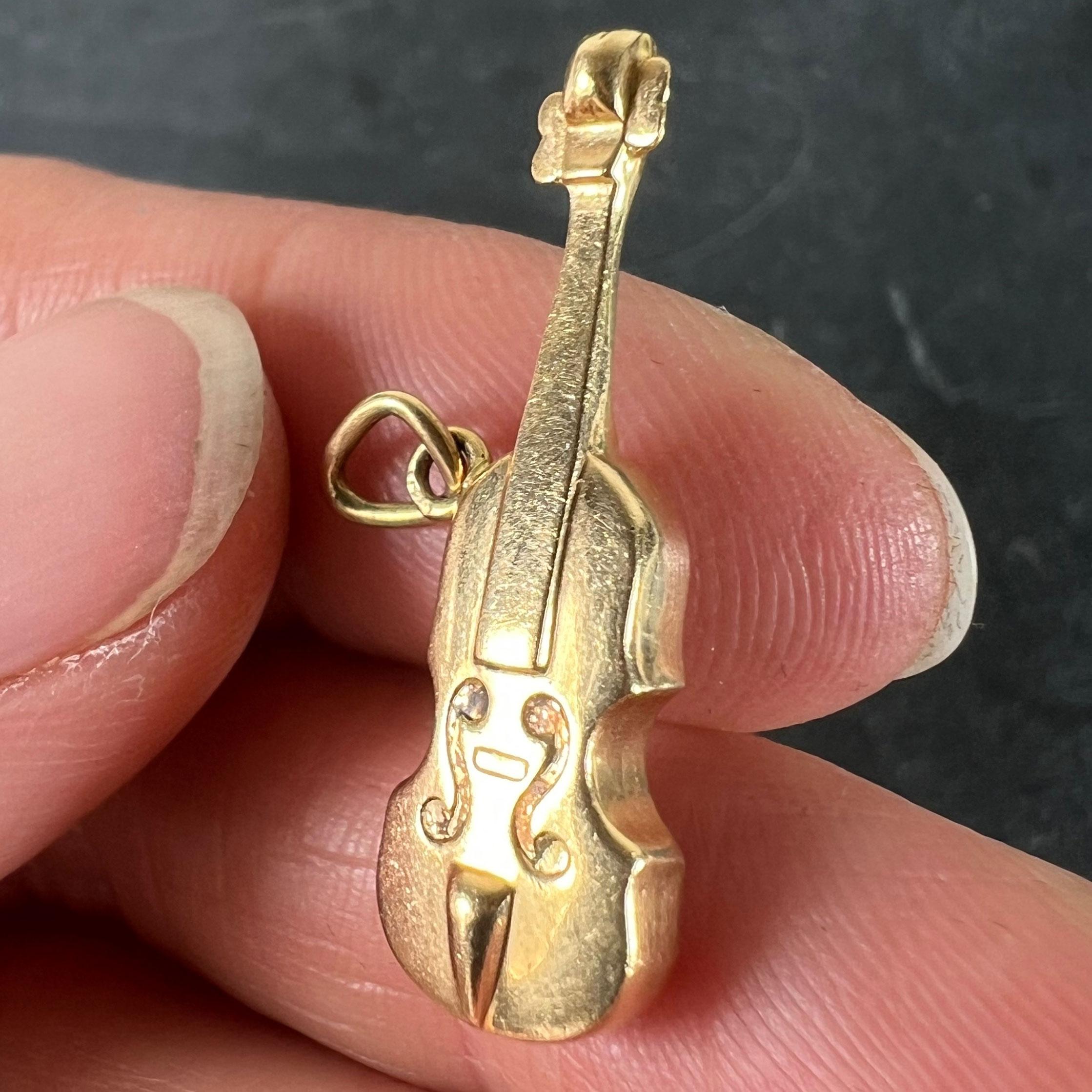 Vintage French Violin 18K Yellow Gold Enamel Charm Pendant For Sale 2