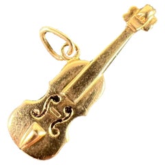 Halsketten mit Anhänger