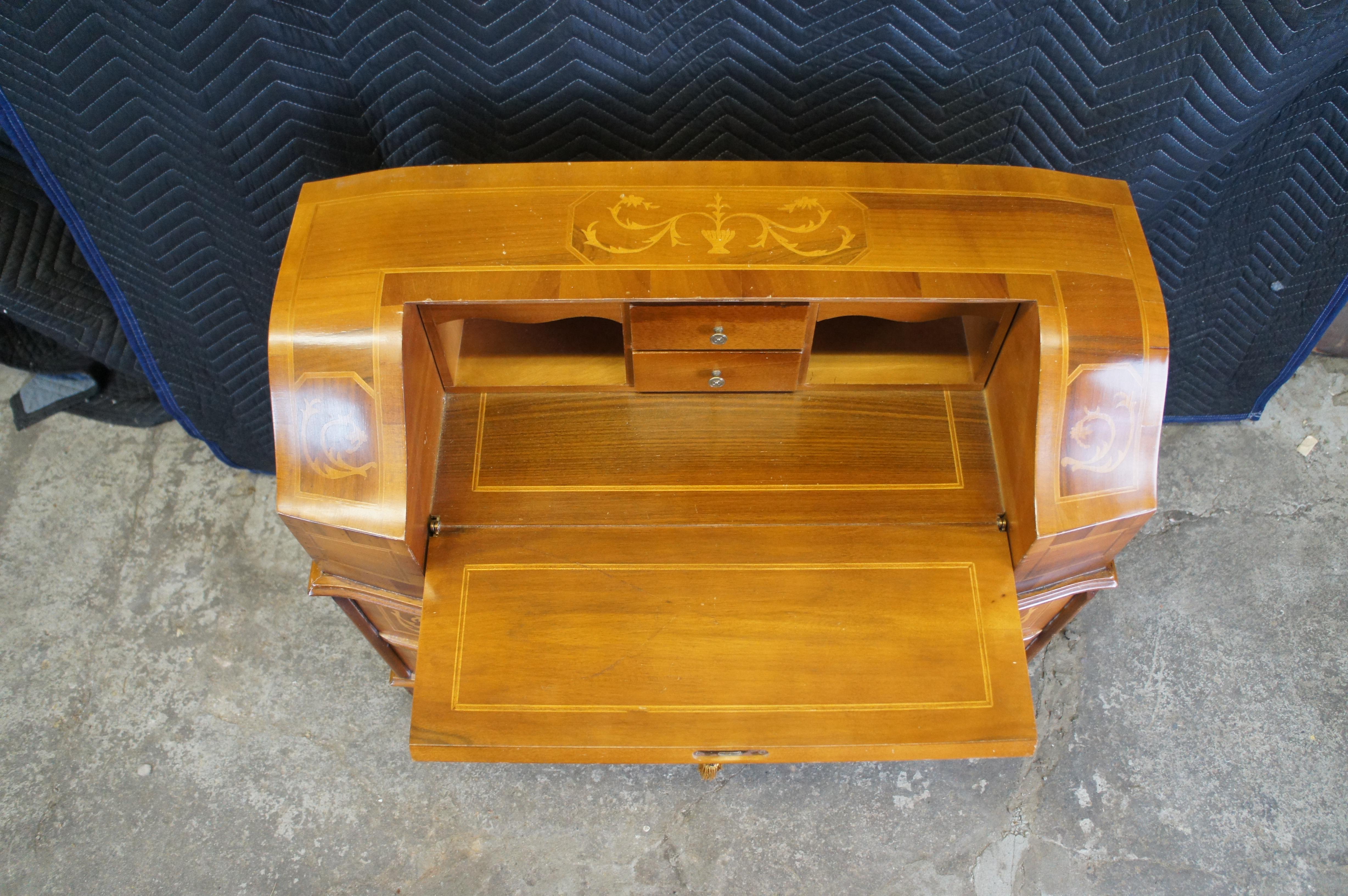 20ième siècle Vintage French Walnut Inlaid Secretary Writing Desk Bureau Commode 36