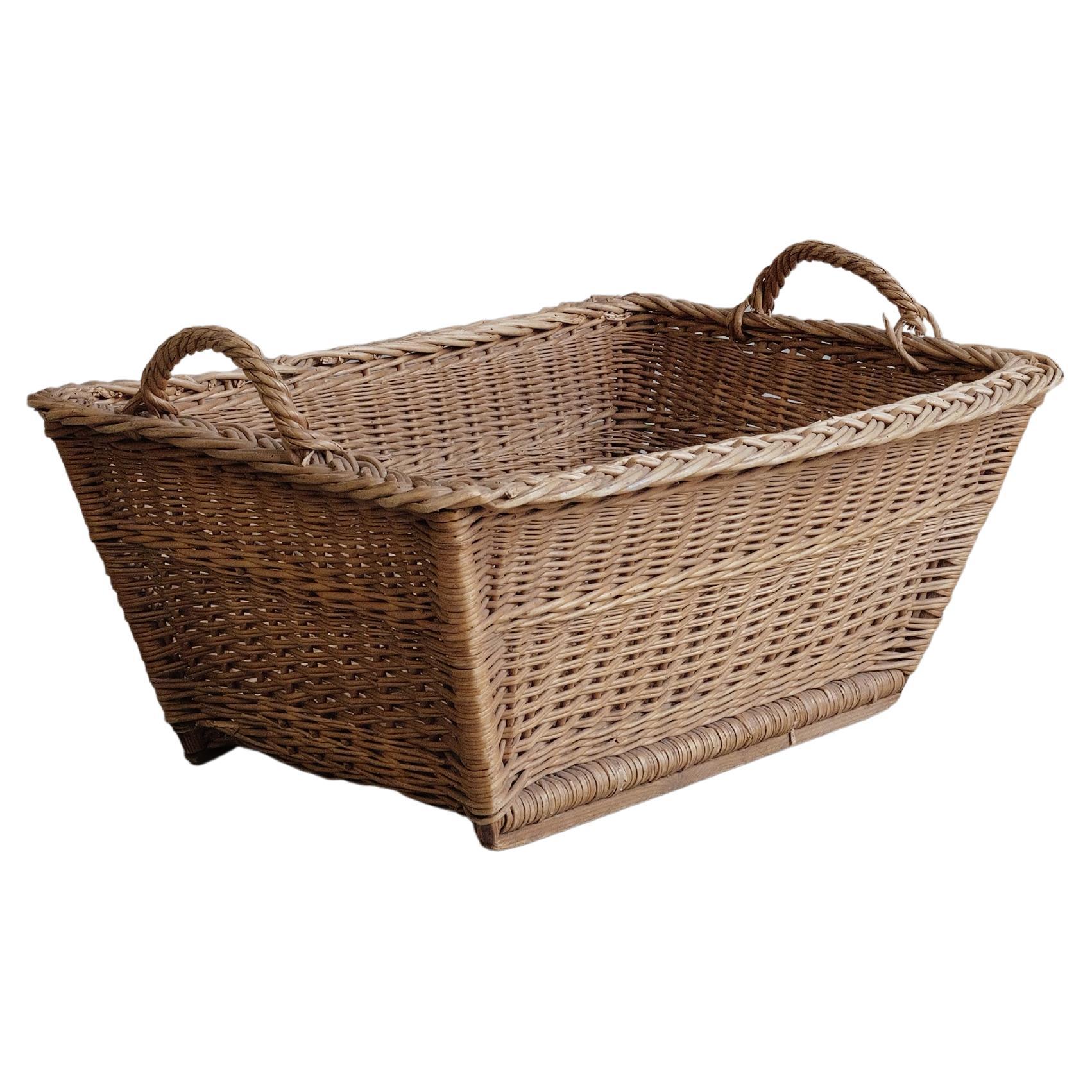 Panier en osier français vintage