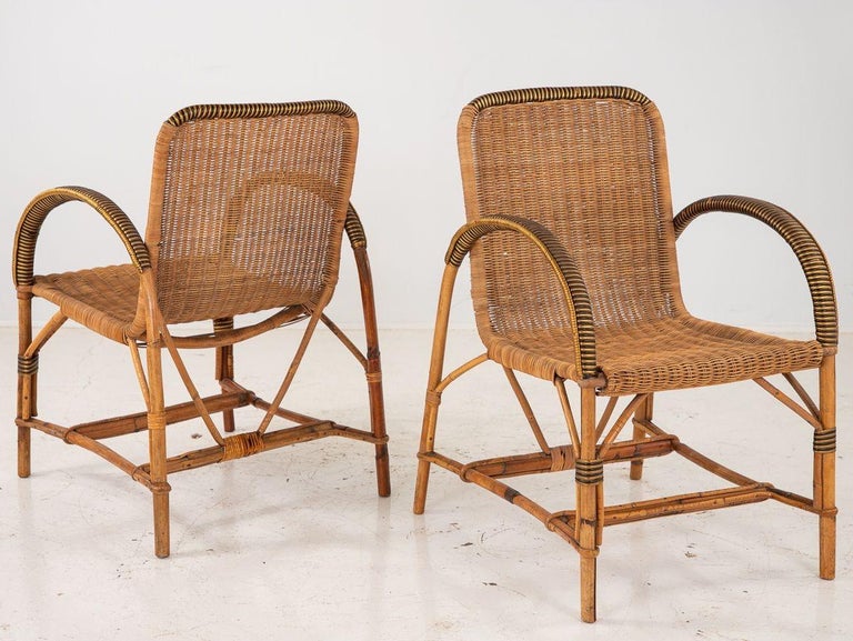 Vintage French Wicker Set of Four chairs and Table For Sale at 1stDibs