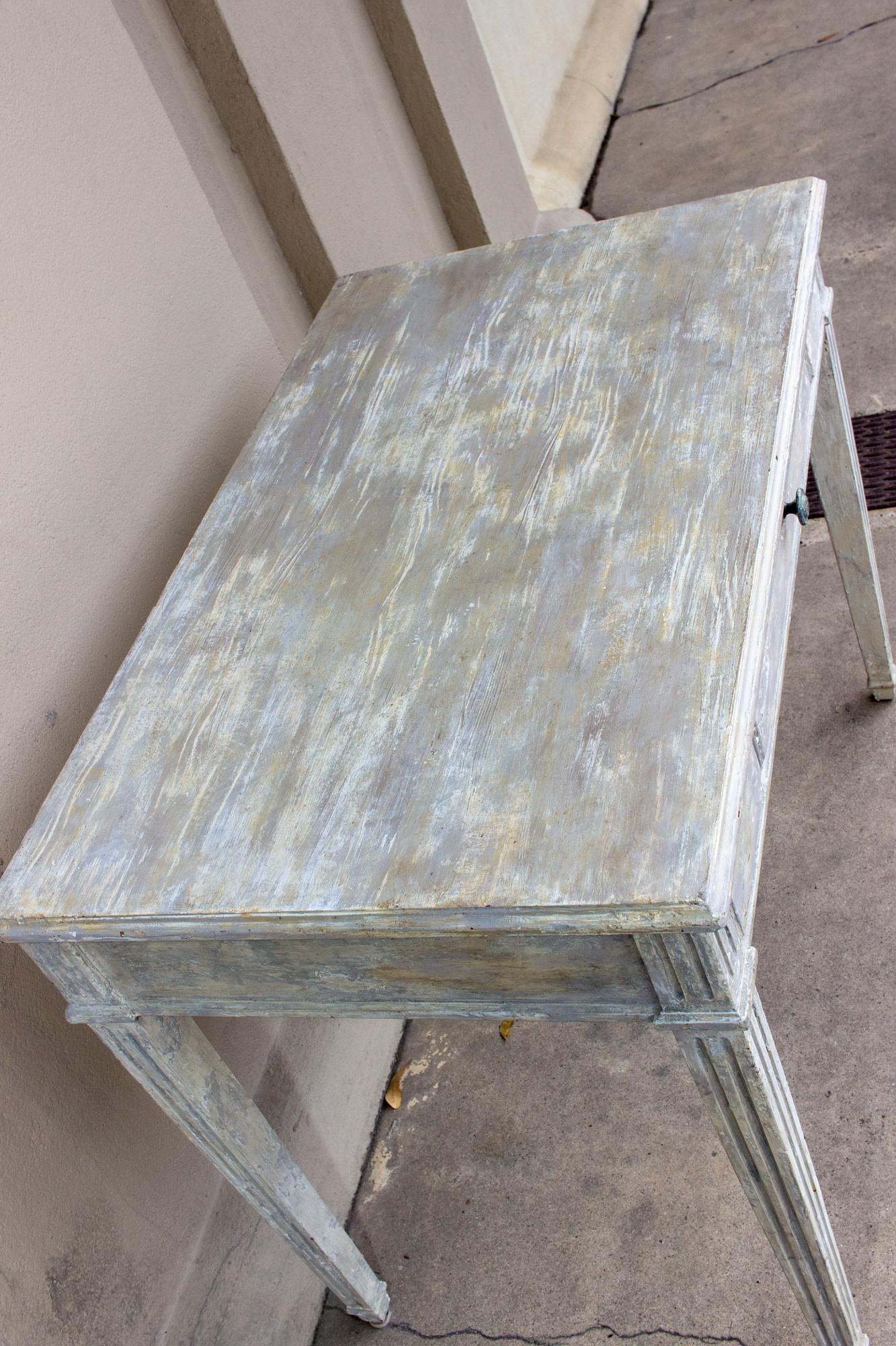 Vintage French Wood Desk with Hand-Painted Greige Finish and Fluted Legs In Good Condition In Houston, TX