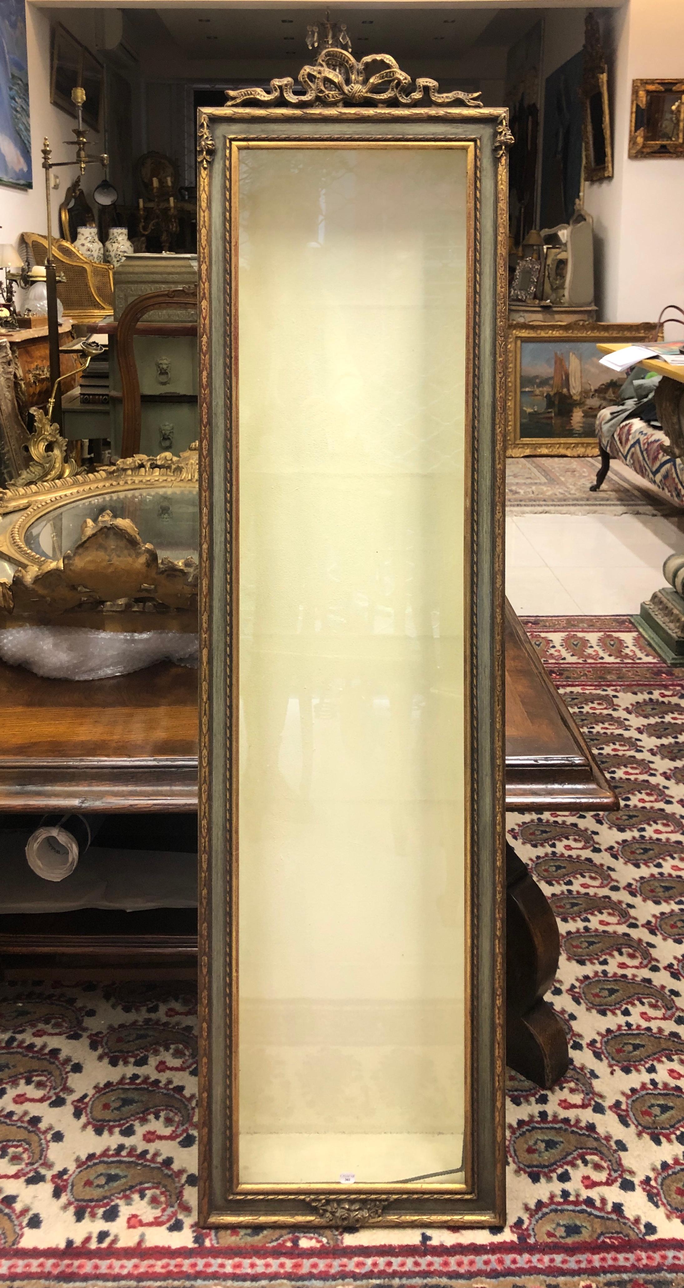 20th Century Vintage French Wooden Hand Painted Wall Mounted Vitrine in Louis XVI Style