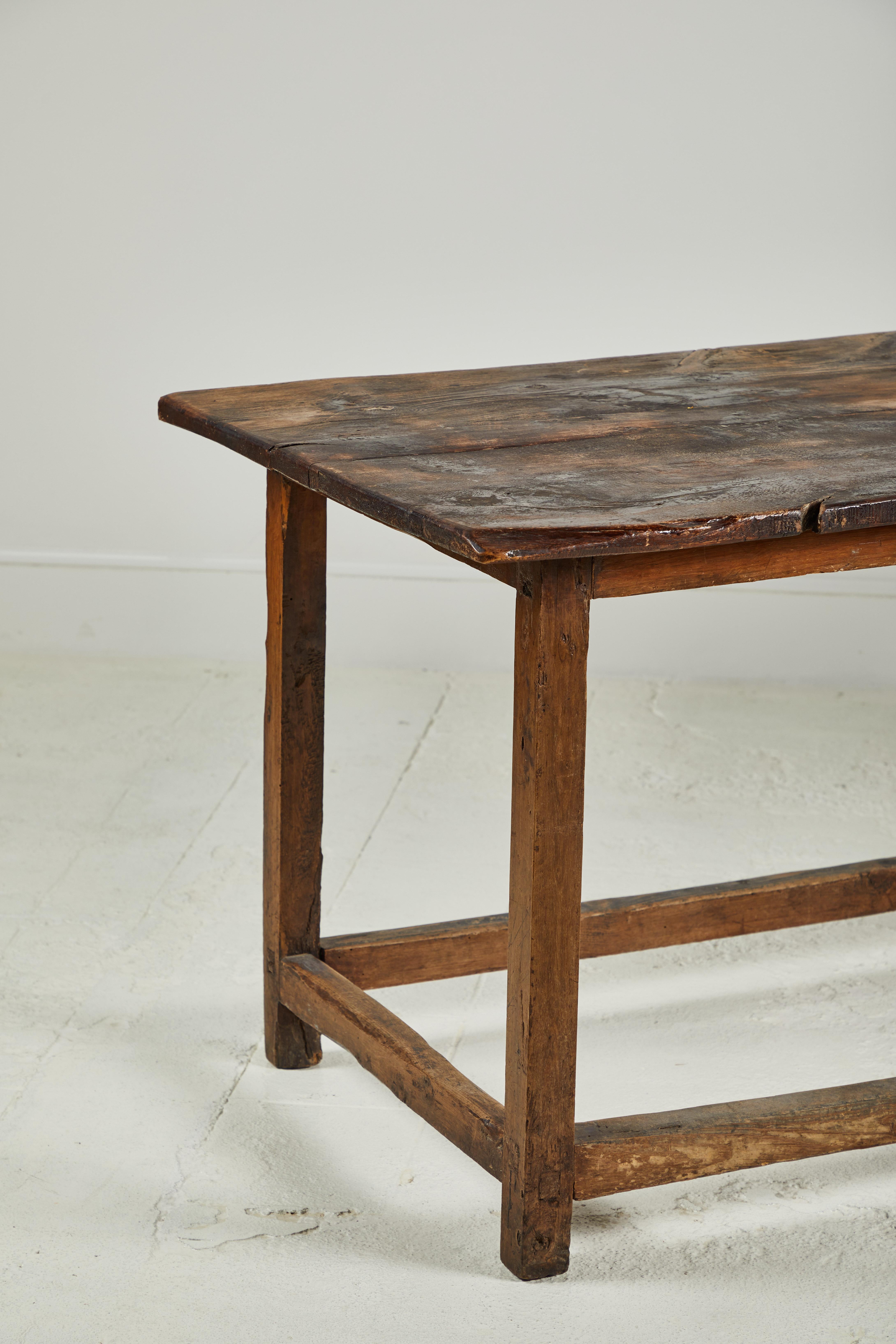 Vieille table îlot de cuisine en bois français 2