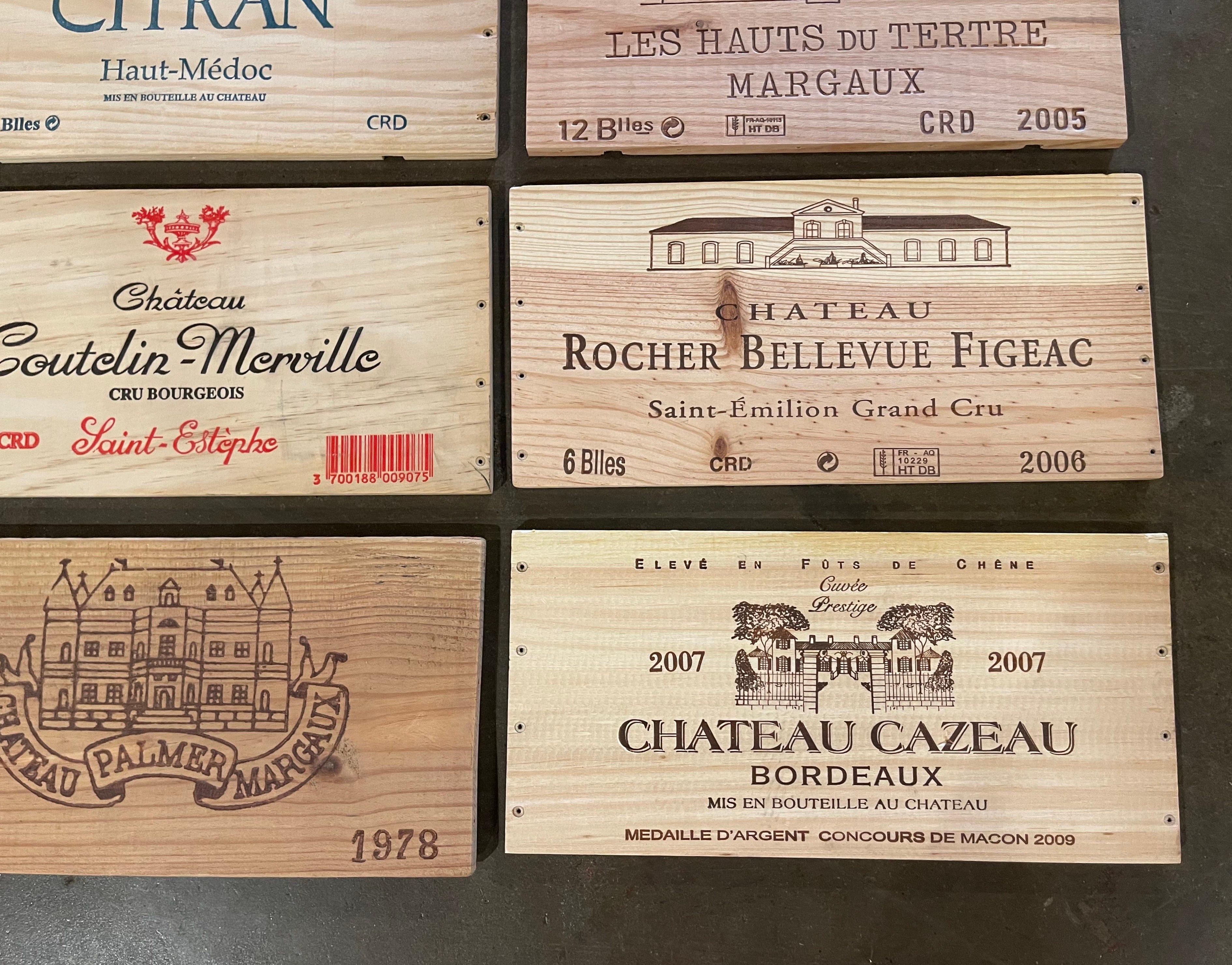 Boîte à vin et étiquettes françaises vintage en bois, lot de 12 en vente 2