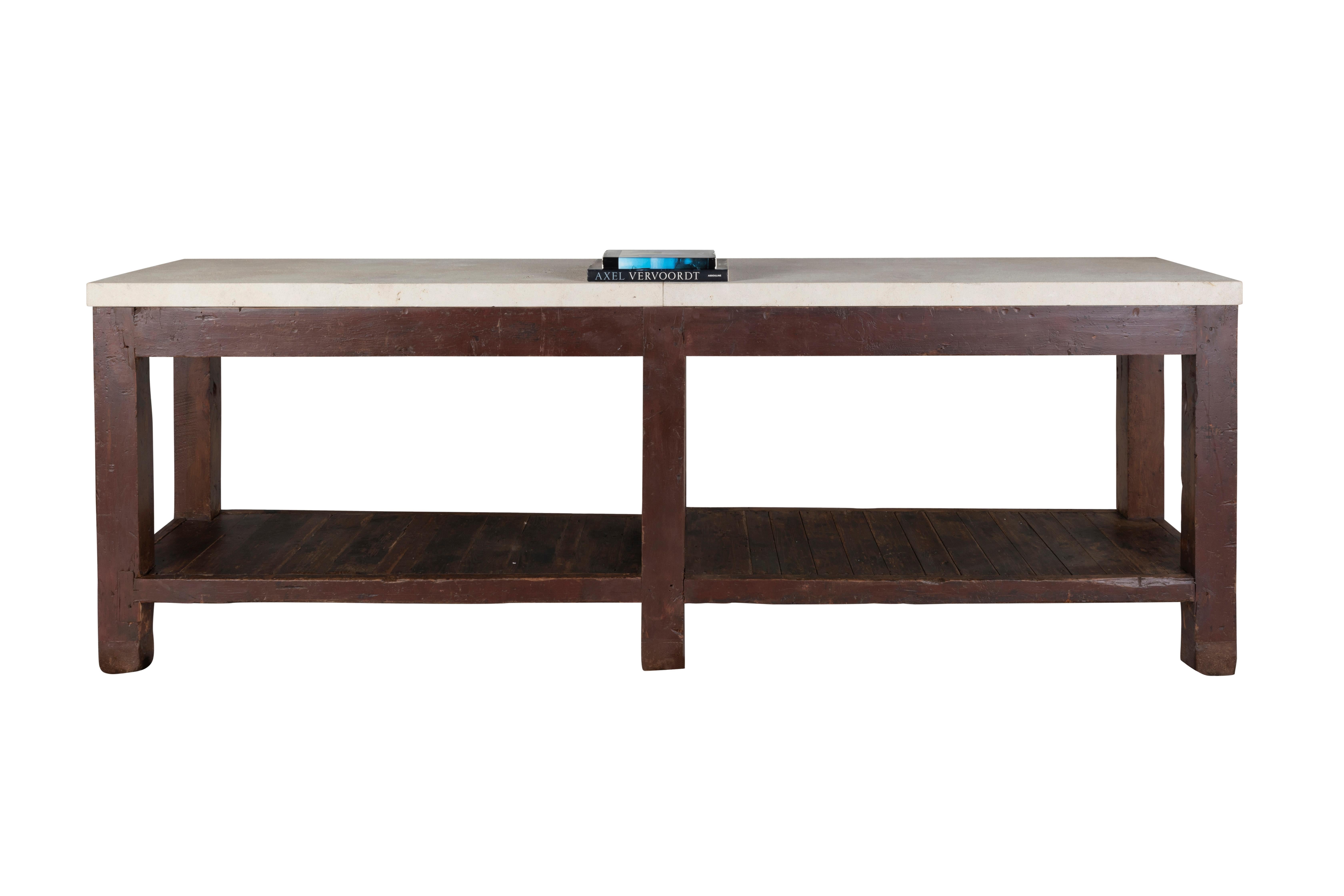 Rustique Console d'atelier française vintage avec plateau en pierre calcaire vieillie en vente