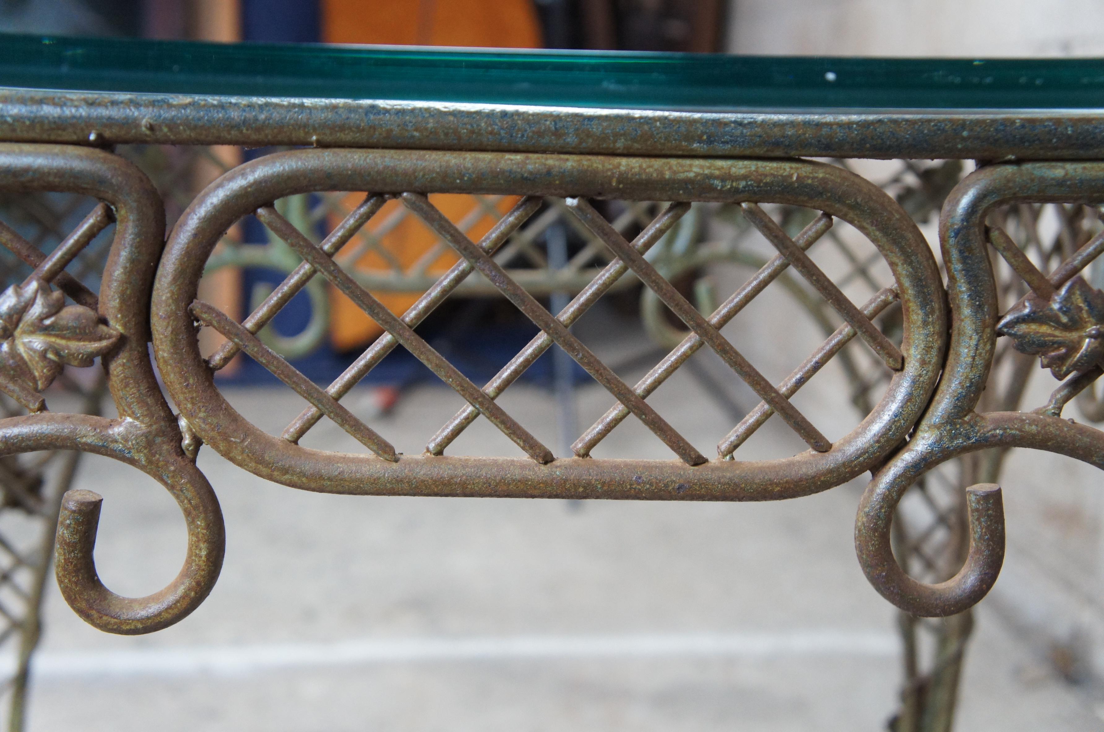 Vintage French Wrought Iron Lattice Maple Leaf Design Outdoor Side Patio Table 3
