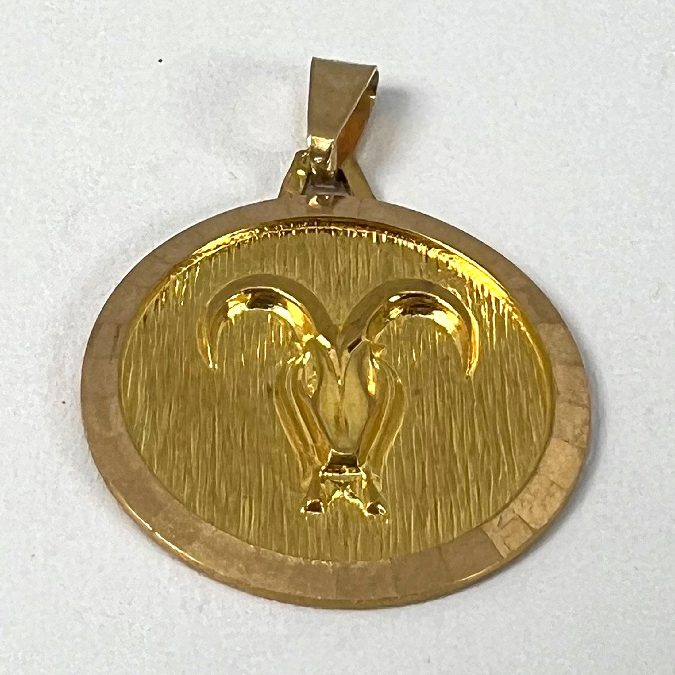 Ciondolo Charm d'epoca in oro giallo 18 carati con Zodiac Ares francese in vendita 9