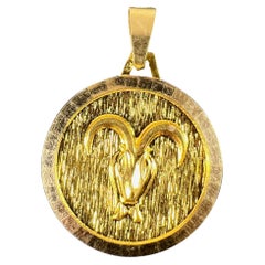 Pendentif en or jaune 18K avec breloque Vintage French Zodiac Ares