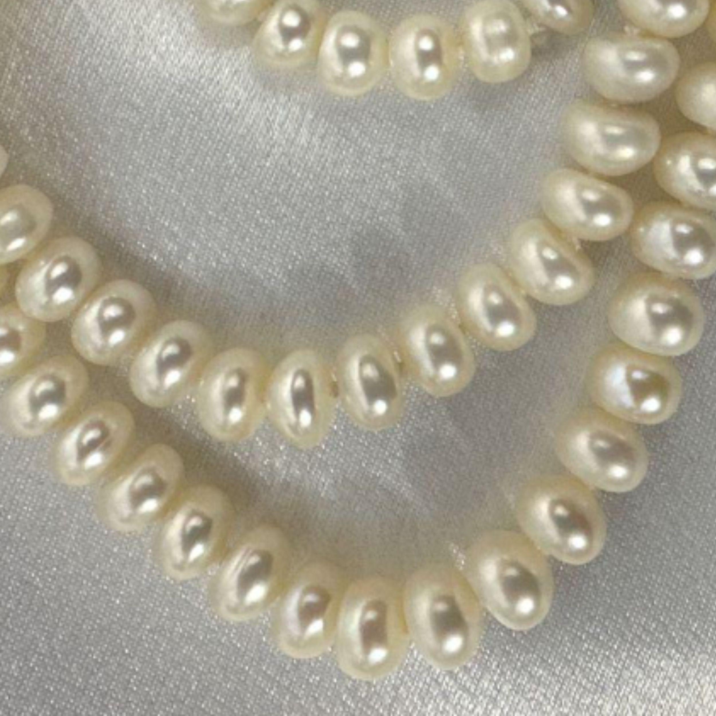 Vintage Fresh Water Natural Pearl Beaded Necklace For Sale 3