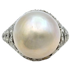 Anello da cocktail in filigrana con perle d
acqua dolce e diamanti taglio rosa vintage in platino