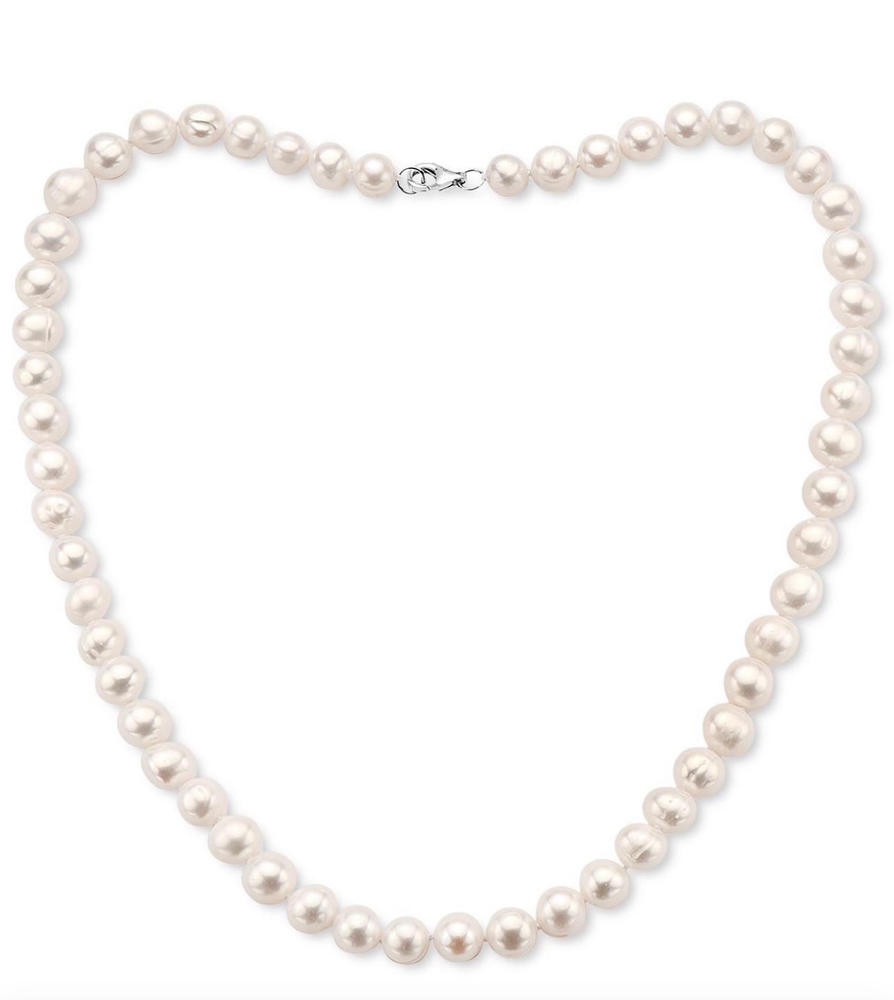 Vintage Fresh Water Pearl Single Strand Necklace, Silver Clasp For Sale 1