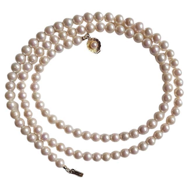 Vintage Freshwater Pearl Necklace For Sale