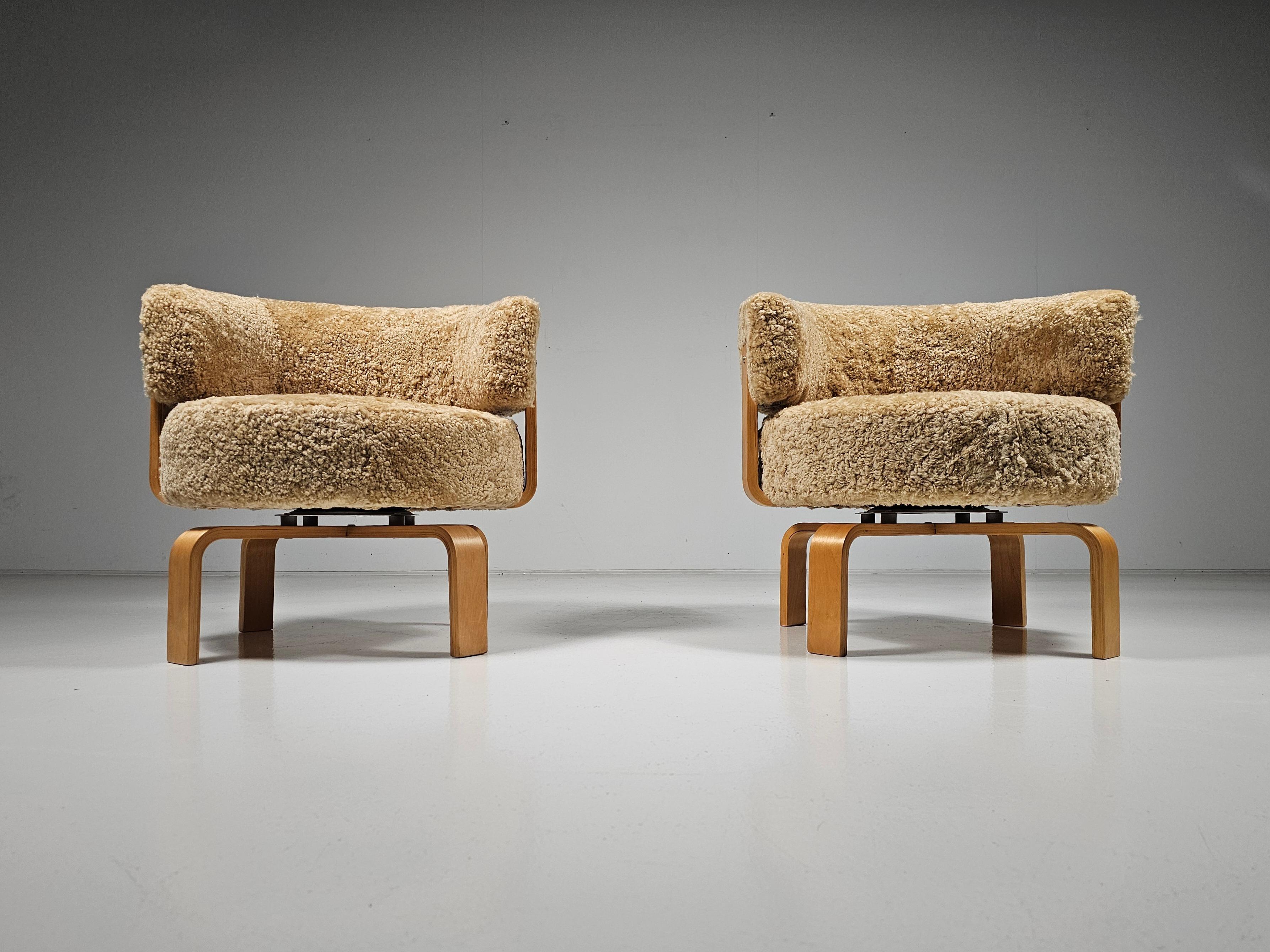 Drehsessel Fridene aus Lammfell von Carina Bengs für IKEA, Vintage (Europäisch)