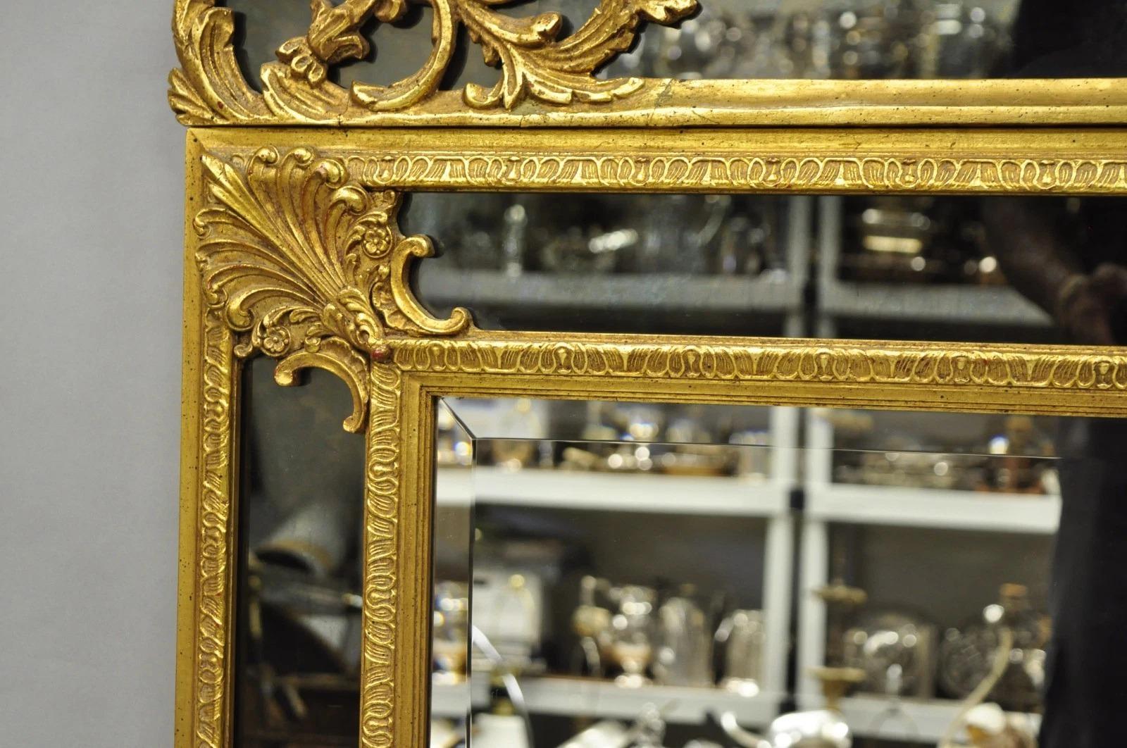 Vintage Friedman Bros French Louis XV Rococo Style Gold Gilt Espejo de cristal ahumado en venta 1