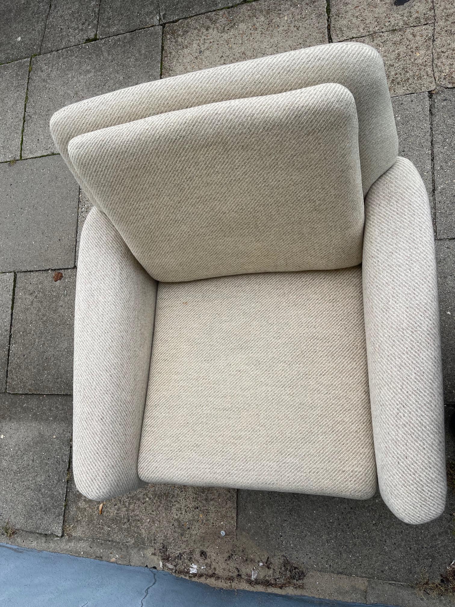 Vintage Fritz Hansen Armchair in Off White Wool by Folke Ohlsson For Sale 1