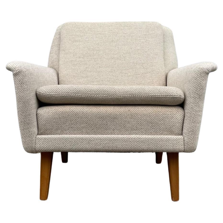 Vintage Fritz Hansen Armchair in Off White Wool by Folke Ohlsson For Sale