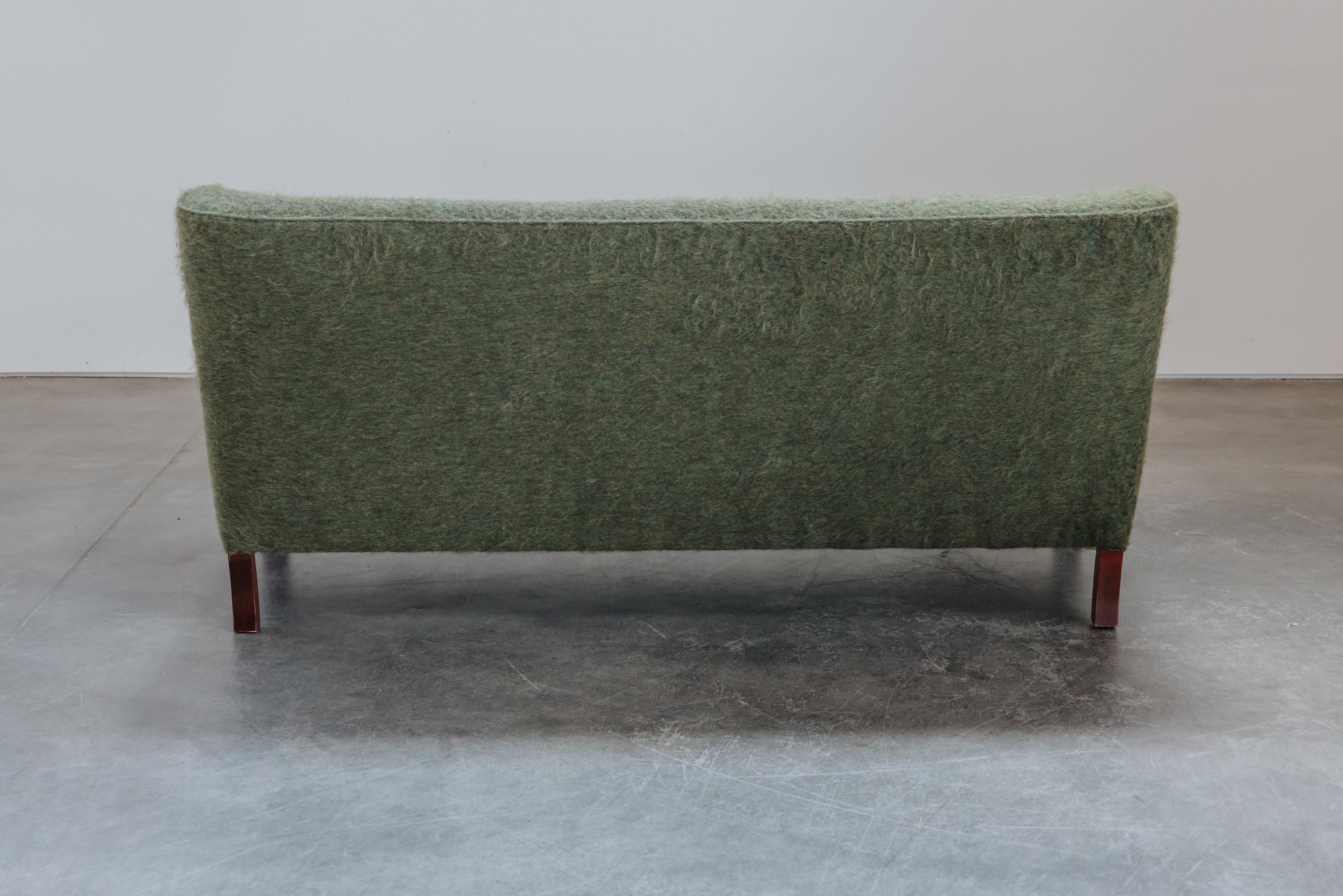 Vintage Fritz Hansen Sofa From Denmark, Circa 1950 For Sale 4