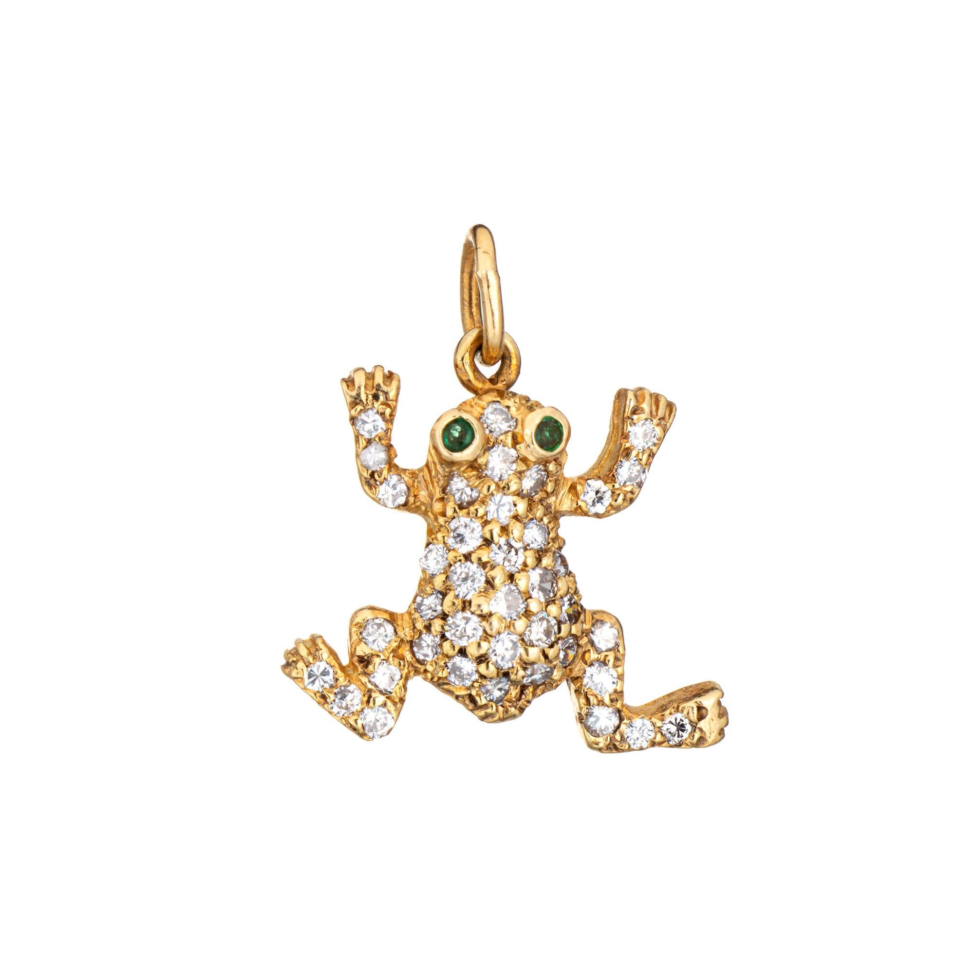 Modern Vintage Frog Charm Diamond 18k Yellow Gold Pendant Emerald Eyes Fine Jewelry For Sale