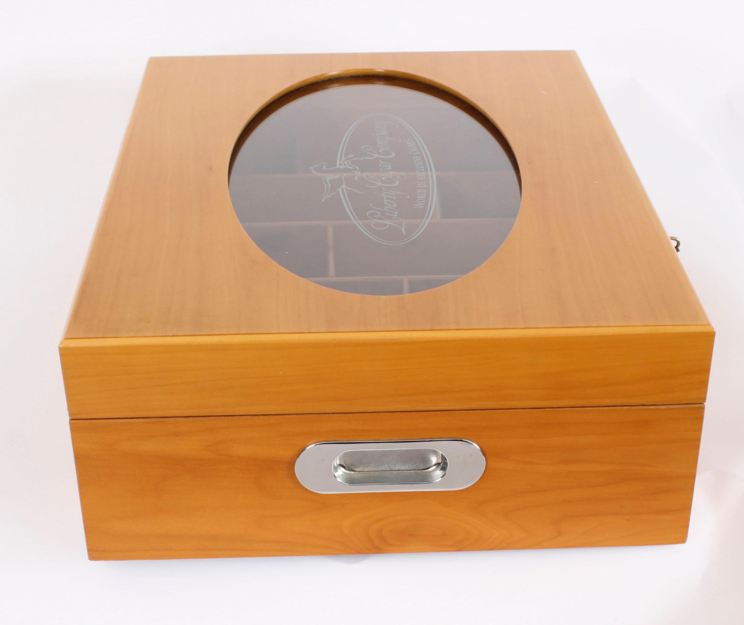 Vintage Fruitwood Display Humidor Mid 20th Century For Sale 9