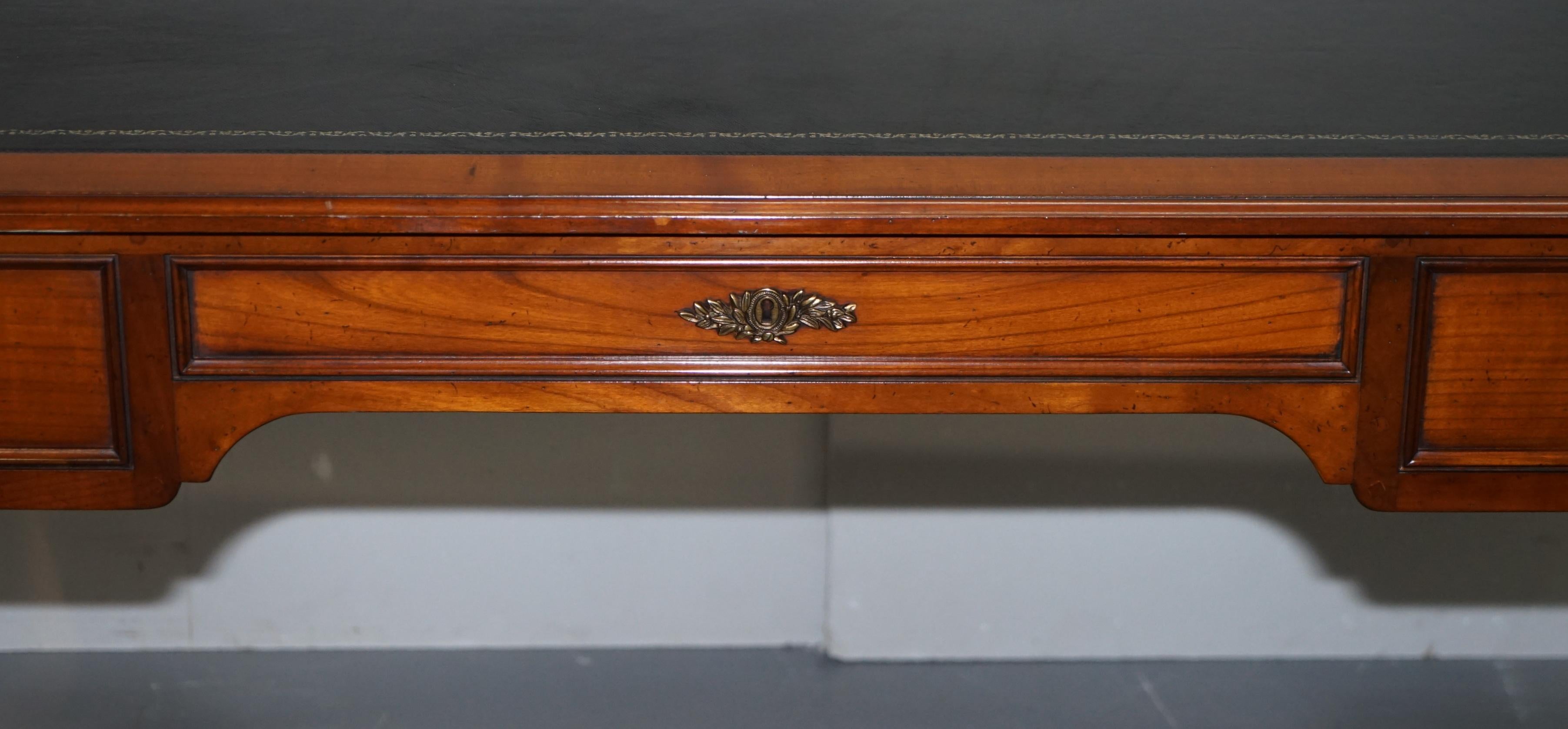 Vintage Fruitwood Leather Topped Extending Bureau De Plat Desk Writing Table 8