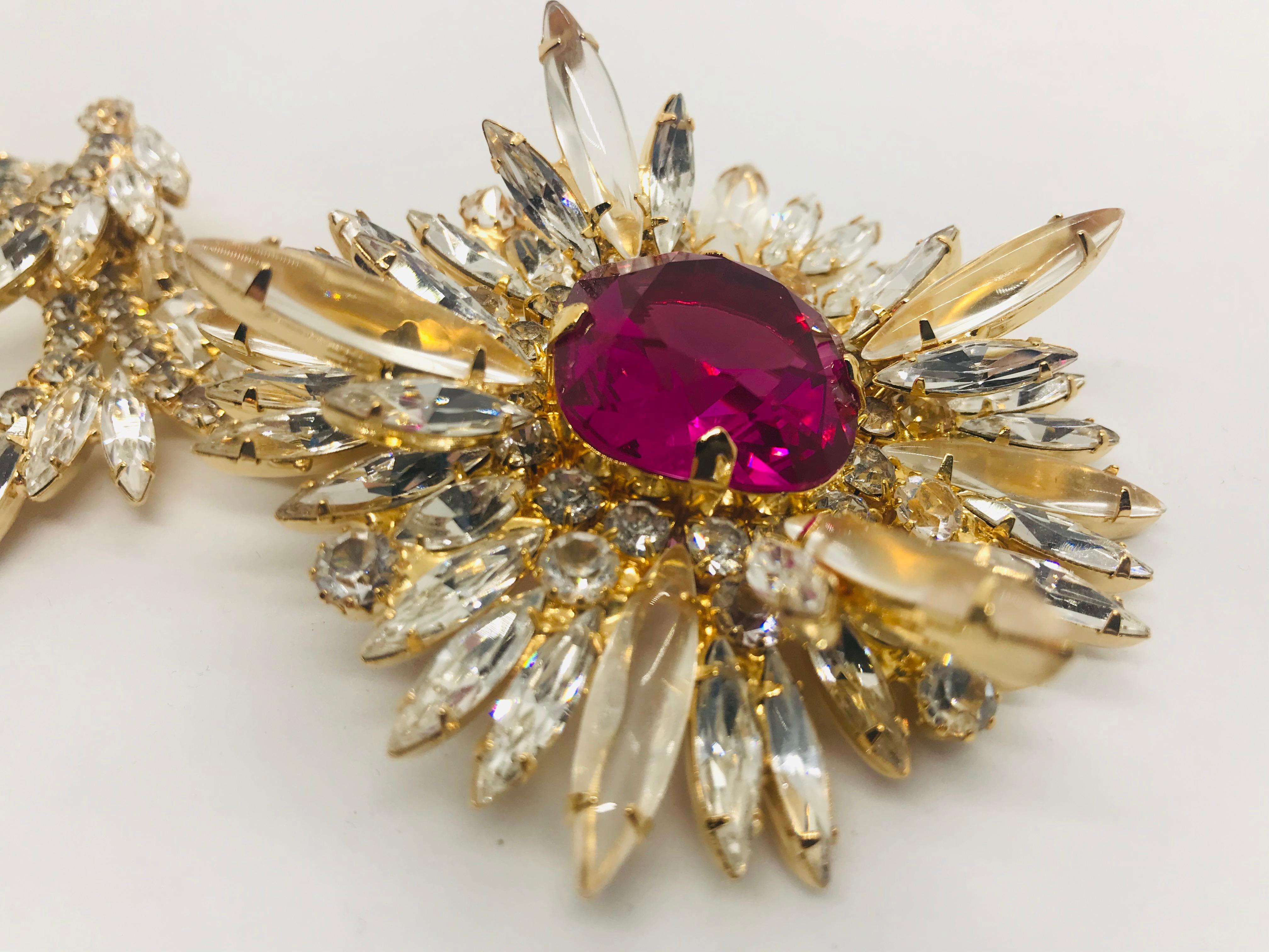 Vintage Fuchsia Swarovski Crystal and Clear Austrian Crystal Floral Spray Brooch In New Condition For Sale In Toronto, CA