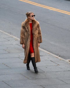 Vintage in voller Länge Tanuki Waschbär Pelzmantel