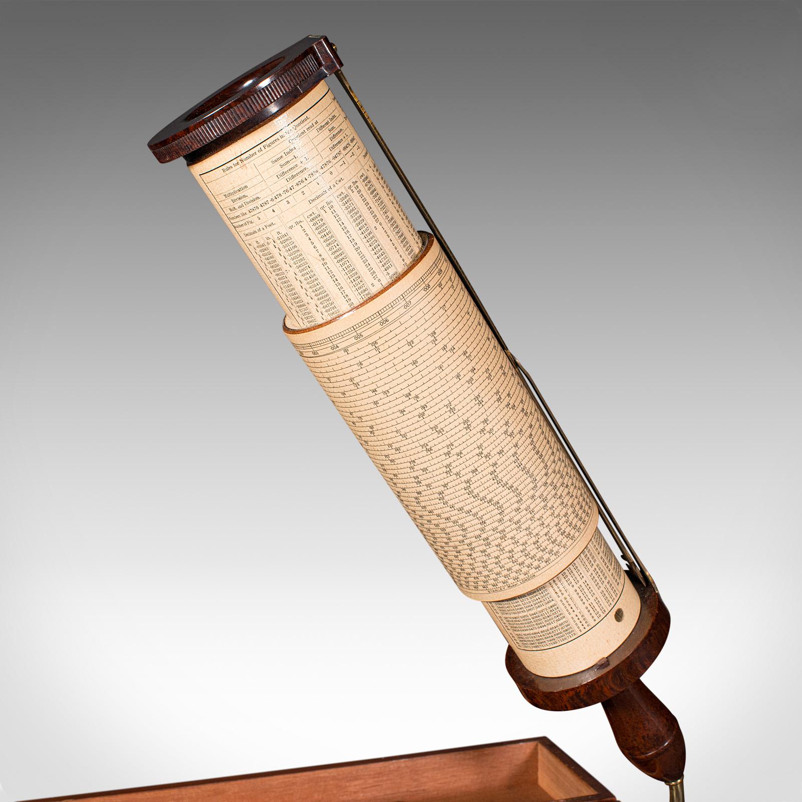 Fuller's Calculator, Englisch, Bakelit, Messing, Mathematik- Instrument im Vintage-Stil (Britisch) im Angebot