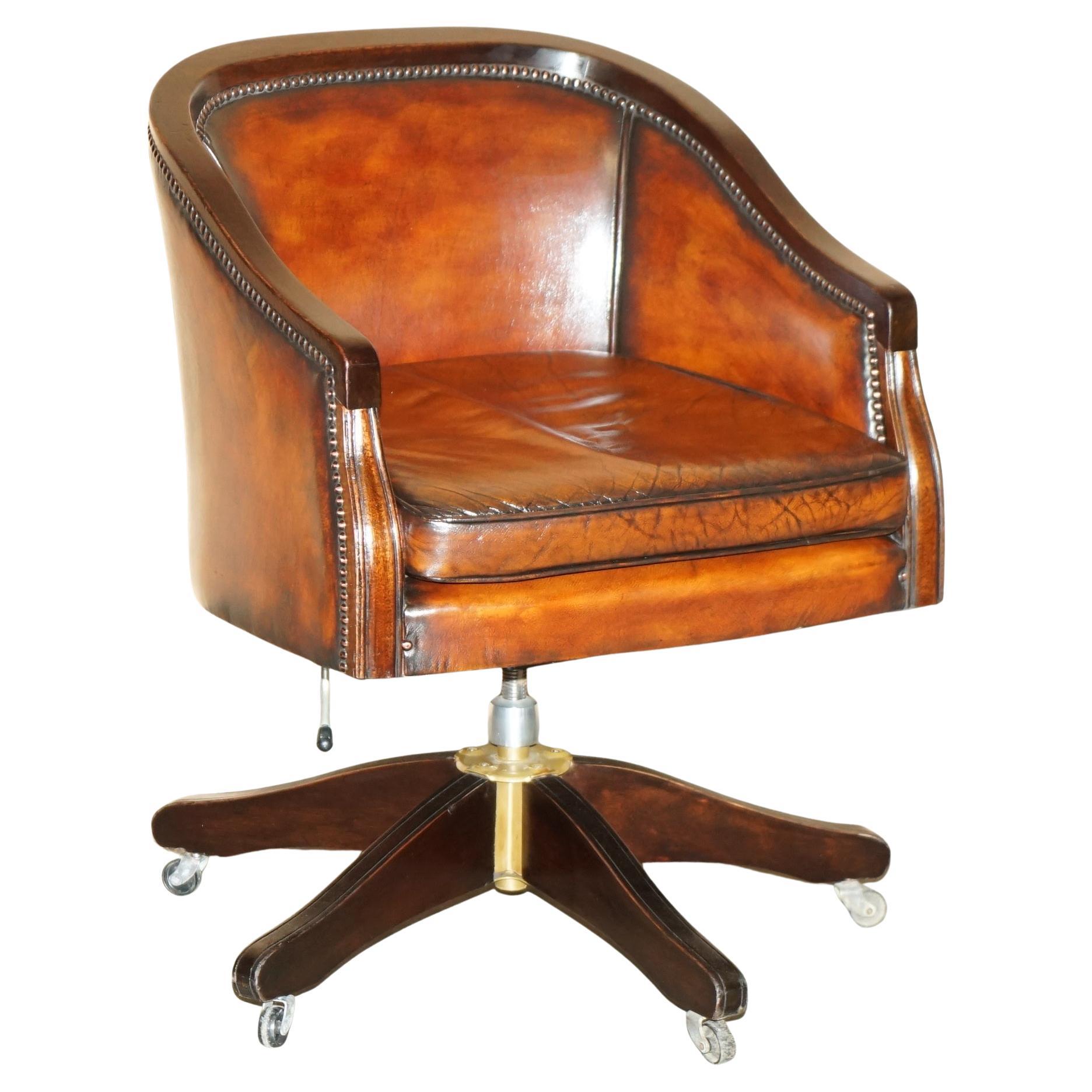 ViNTAGE FULLY RESTORED BROWN LEATHER BARREL BACK DIRECTORS CAPTAINS ARMCHAIR