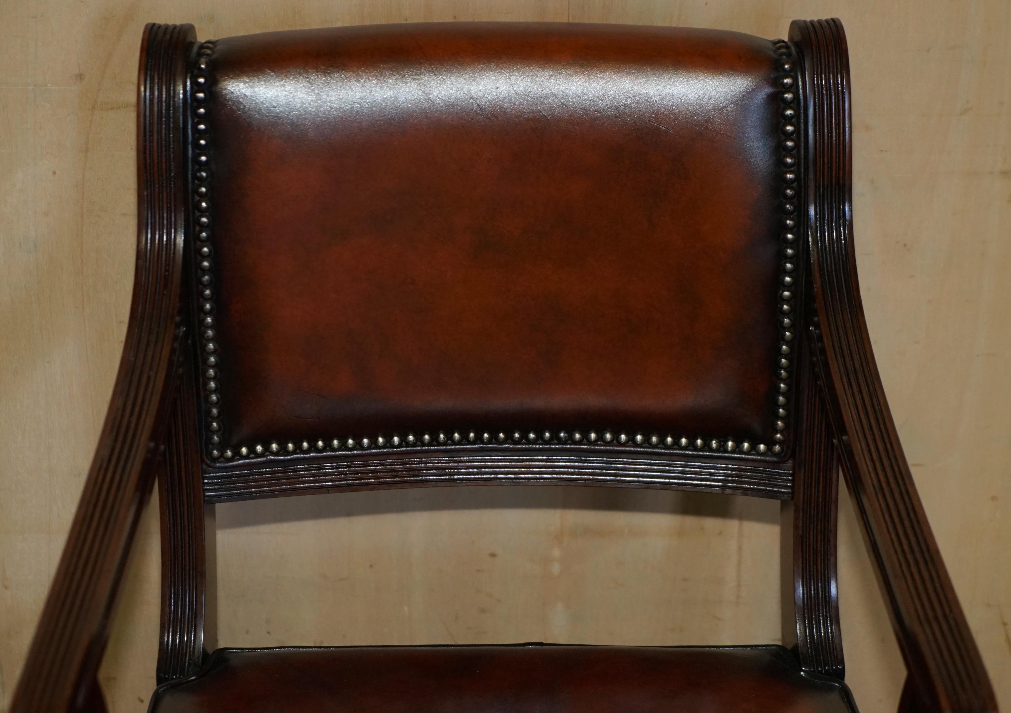English VINTAGE FULLY RESTORED DEEP CIGAR BROWN LEATHER CAPTAINS DESK OFFICE CHAiR