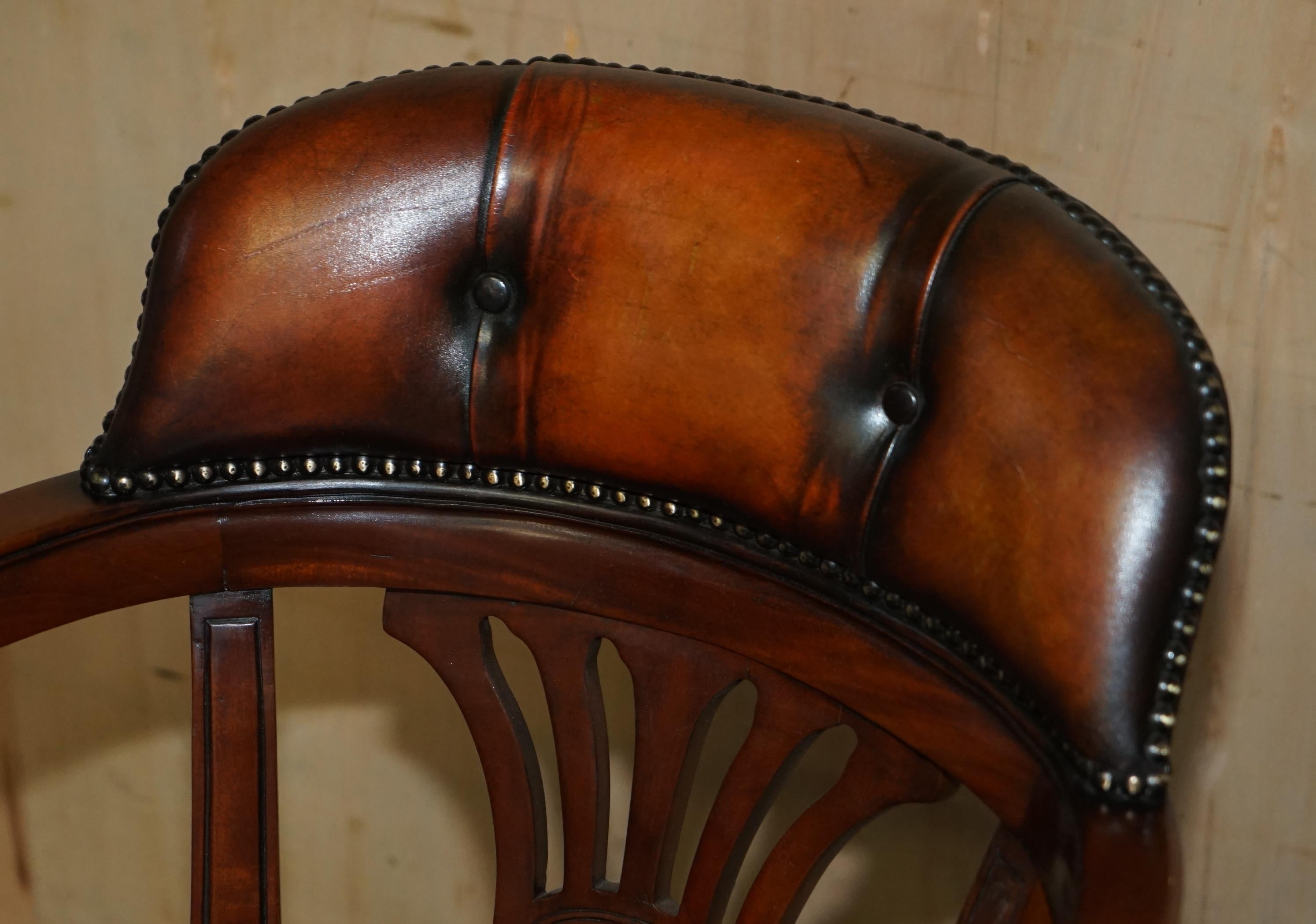 English VINTAGE FULLY RESTORED DEEP CIGAR BROWN LEATHER SWiVEL CAPTAINS OFFICE CHAIR For Sale