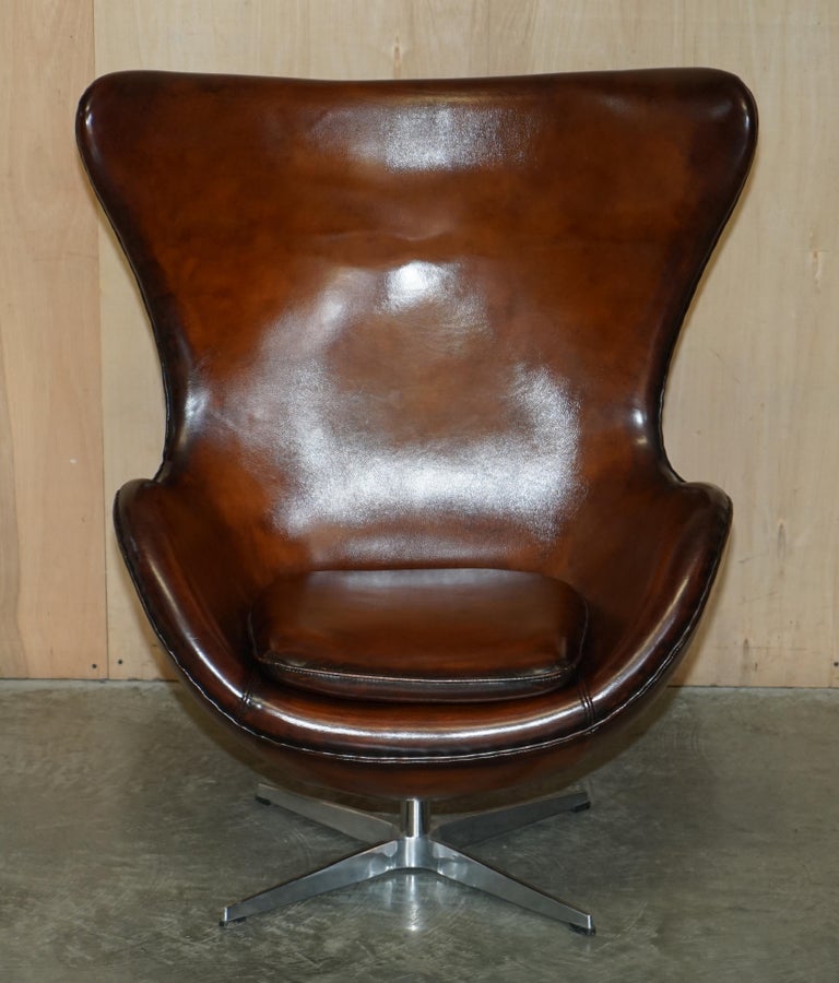 Vintage Fully Restored Fritz Hansen Style Egg Chair in Whisky Brown