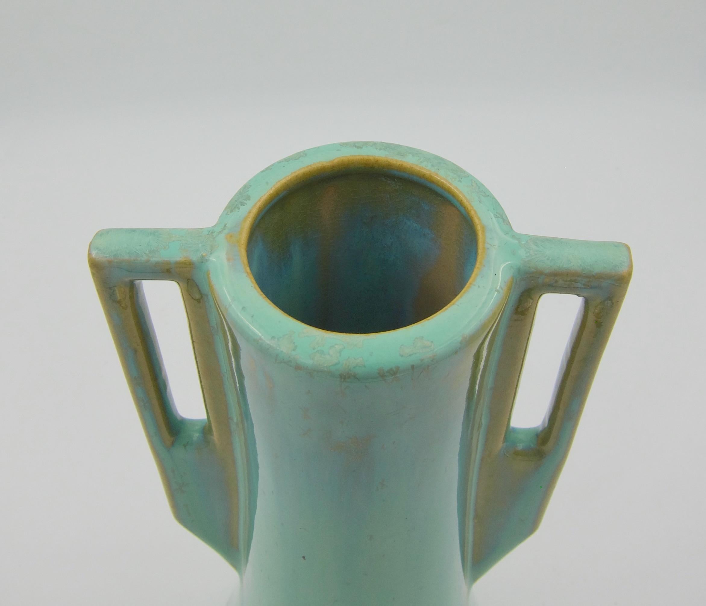 Early 20th Century Fulper Pottery Double Handle Vase with a Green Flambe Glaze 2
