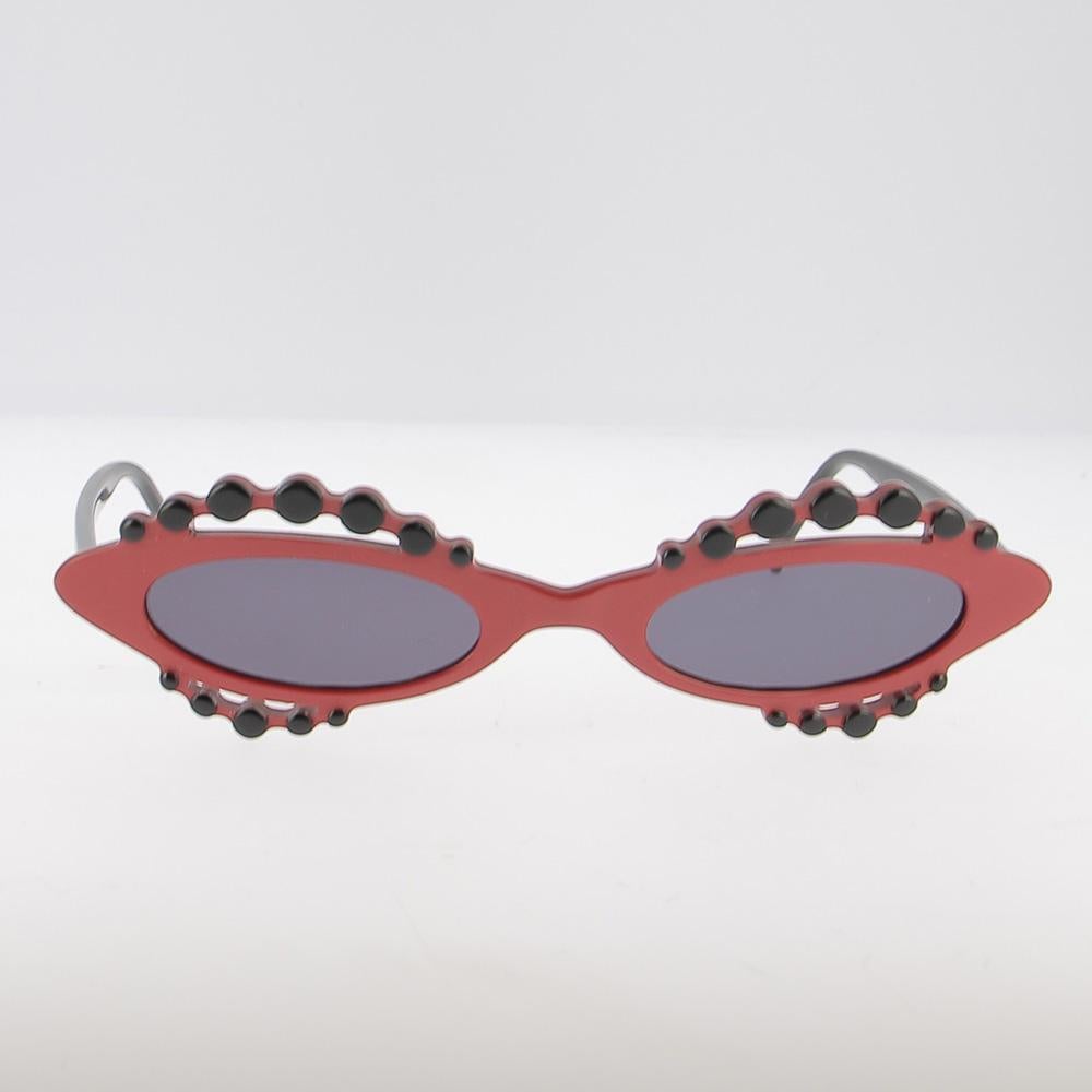 Lunettes de soleil vintage rouge funky - Made in France - 1990 - BOZ Excellent état - En vente à Paris, FR