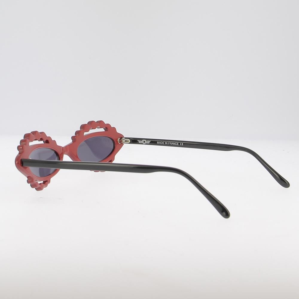 Lunettes de soleil vintage rouge funky - Made in France - 1990 - BOZ Unisexe en vente
