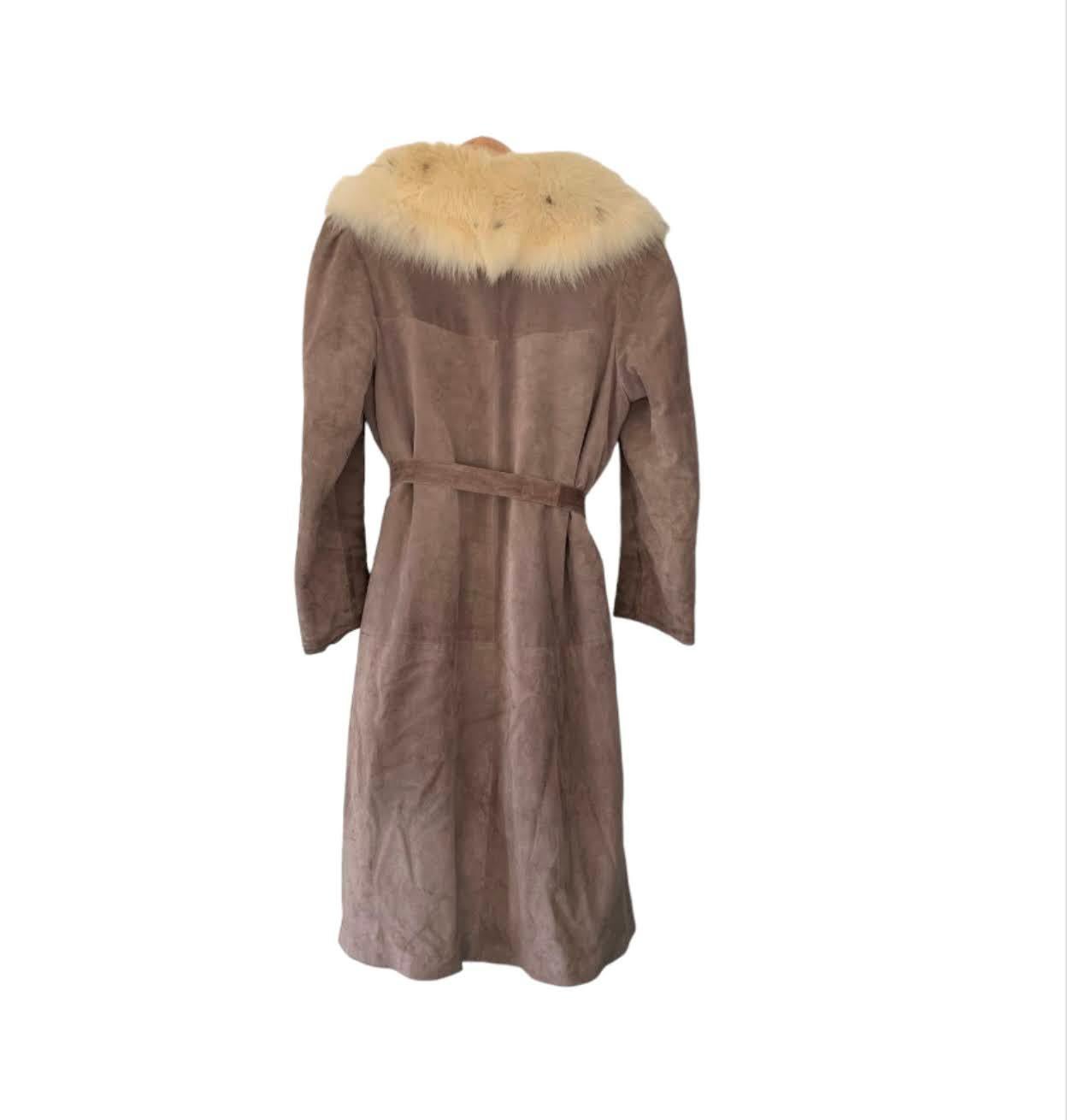 De las mujeres Abrigo de piel vintage Piel de ante marrón con forro y cuello de piel de lince de nutria en venta