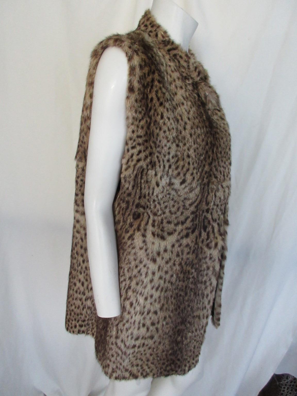 Women's or Men's Vintage Fur Vest Sleeveless For Sale