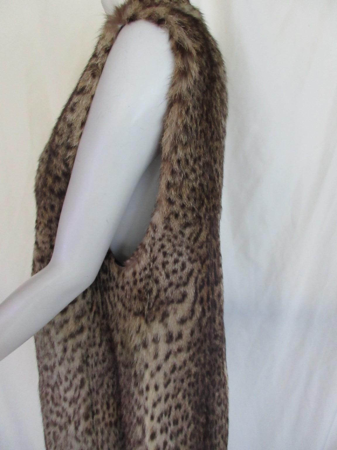 Vintage Fur Vest Sleeveless For Sale 1